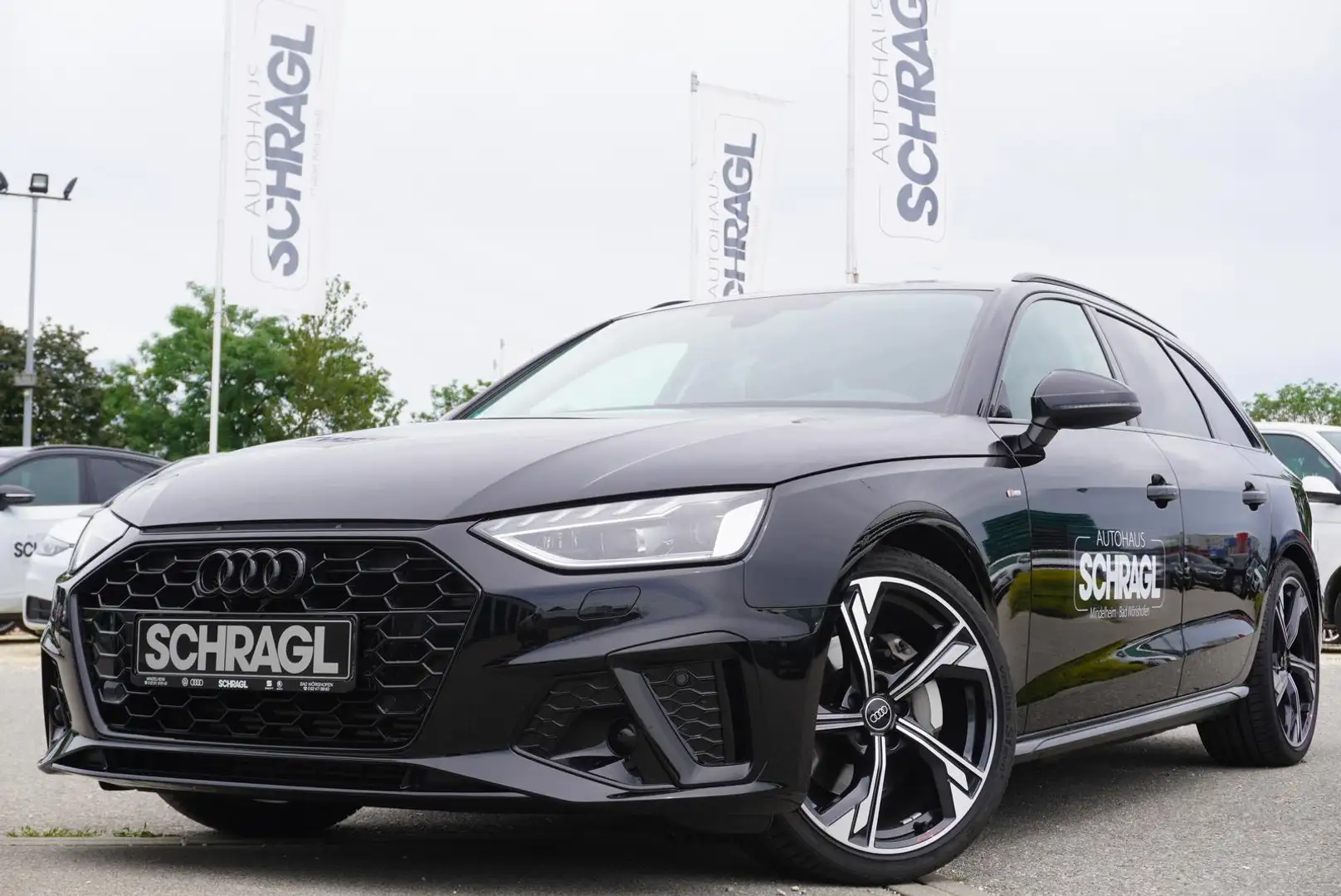 Audi A4 Avant 40 TFSI S-LINE+COMPETITION EDITION+TOUR Schwarz - 2