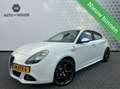 Alfa Romeo Giulietta 1.7 TBi Quadrifoglio Verde 19 inch Leer Wit - thumbnail 1