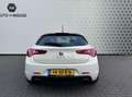Alfa Romeo Giulietta 1.7 TBi Quadrifoglio Verde 19 inch Leer Wit - thumbnail 21