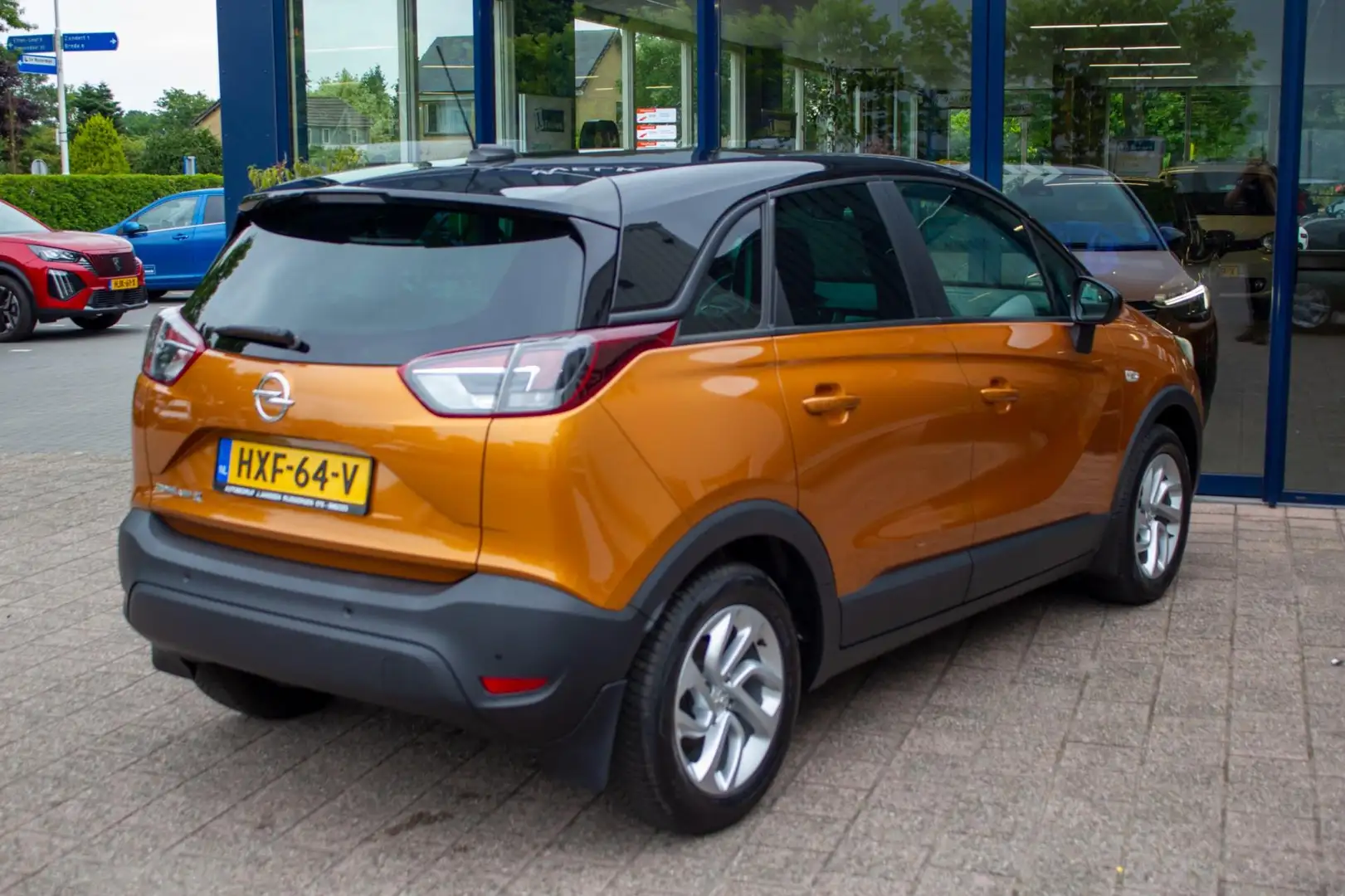 Opel Crossland X 1.2 Selection|Prijs rijklaar incl. 12 mnd garantie Bruin - 2