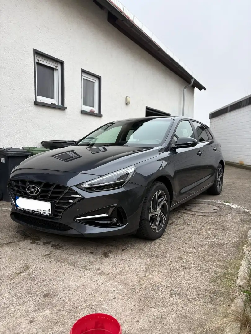 Hyundai i30 Intro Edition Grau - 2