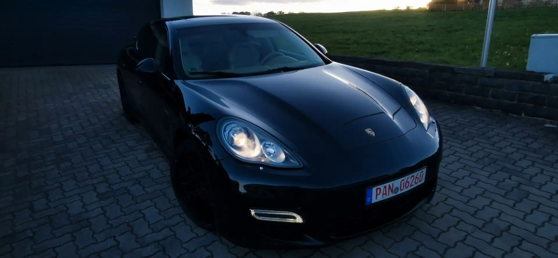 Porsche Panamera *Turbo*PCM*PDLS-LED*PDK*BOSE* Schwarz - 2