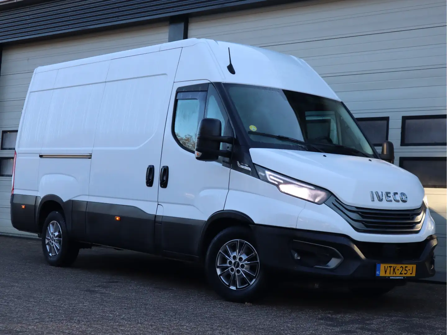 Iveco Daily 35S16 Hi-Matic Euro 6 - Luchtvering - L2H2 - 3.5t Blanc - 2
