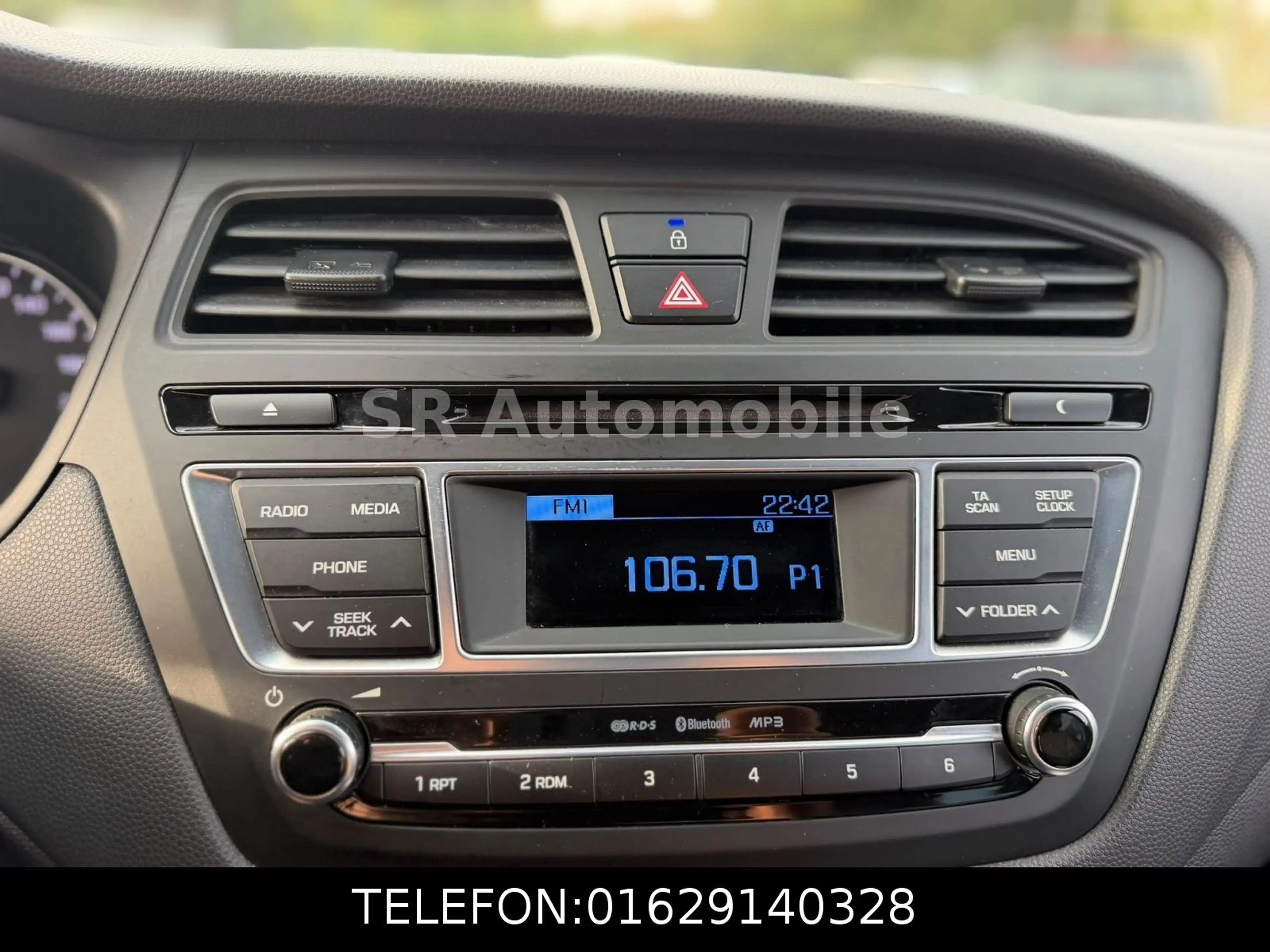 Hyundai i20 blue Passion*TÜV 05.28*SHZ*KLIMA*PDC*MULTI* — photo 14