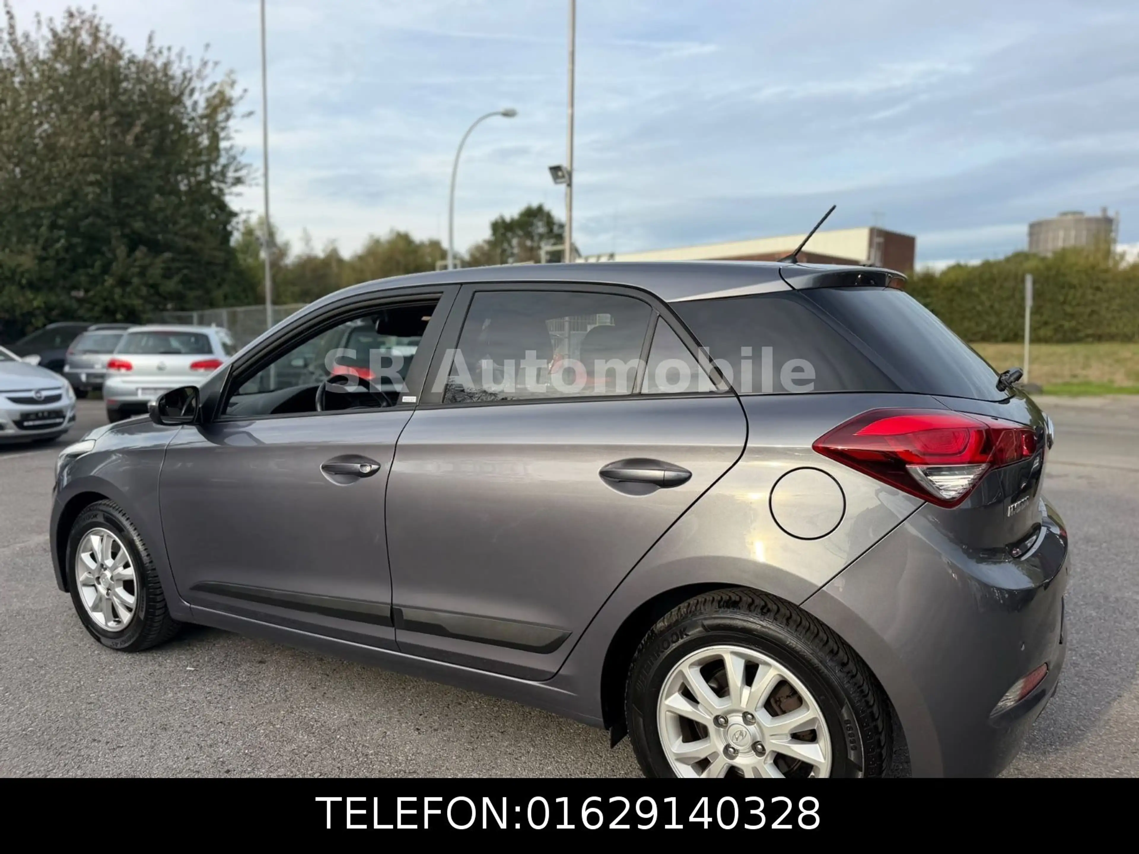 Hyundai i20 blue Passion*TÜV 05.28*SHZ*KLIMA*PDC*MULTI* — photo 5