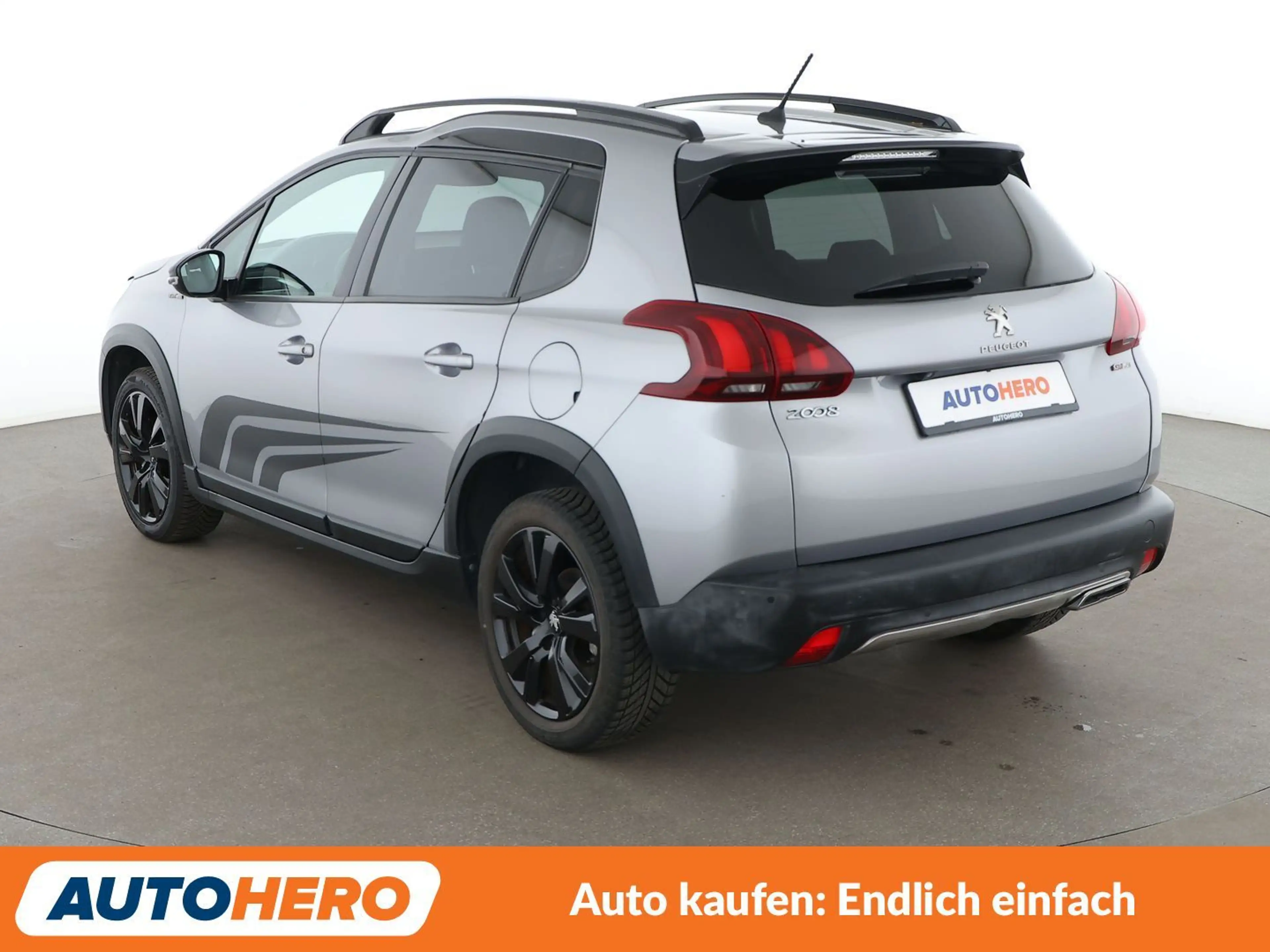Peugeot 2008 1.2 PureTech Allure*NAVI*PDC*SHZ*KLIMA* — photo 4