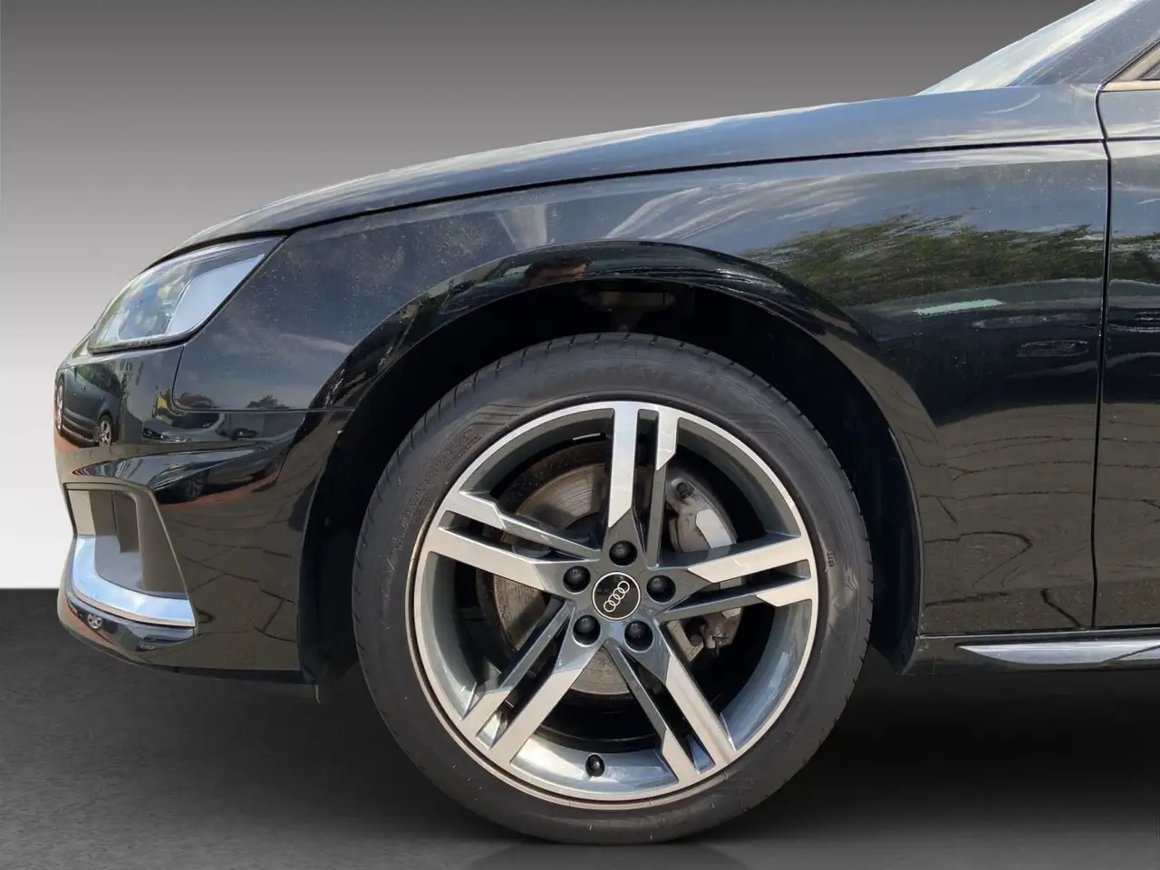 Audi A4 2.0TDI 150kW advanced *NAVI*LEDER*EL. S 7