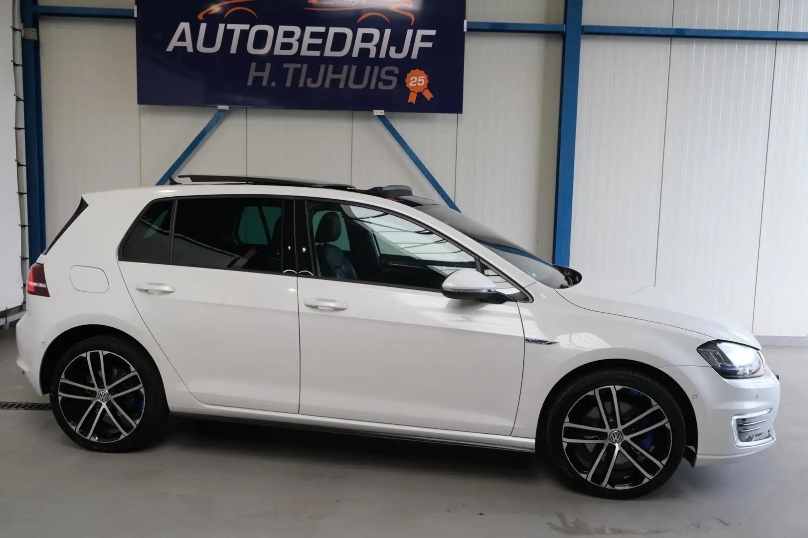 Volkswagen Golf GTE 1.4 TSI - Airco, Cruise, Schuifdak, PDC, Camera, N Blanco - 2
