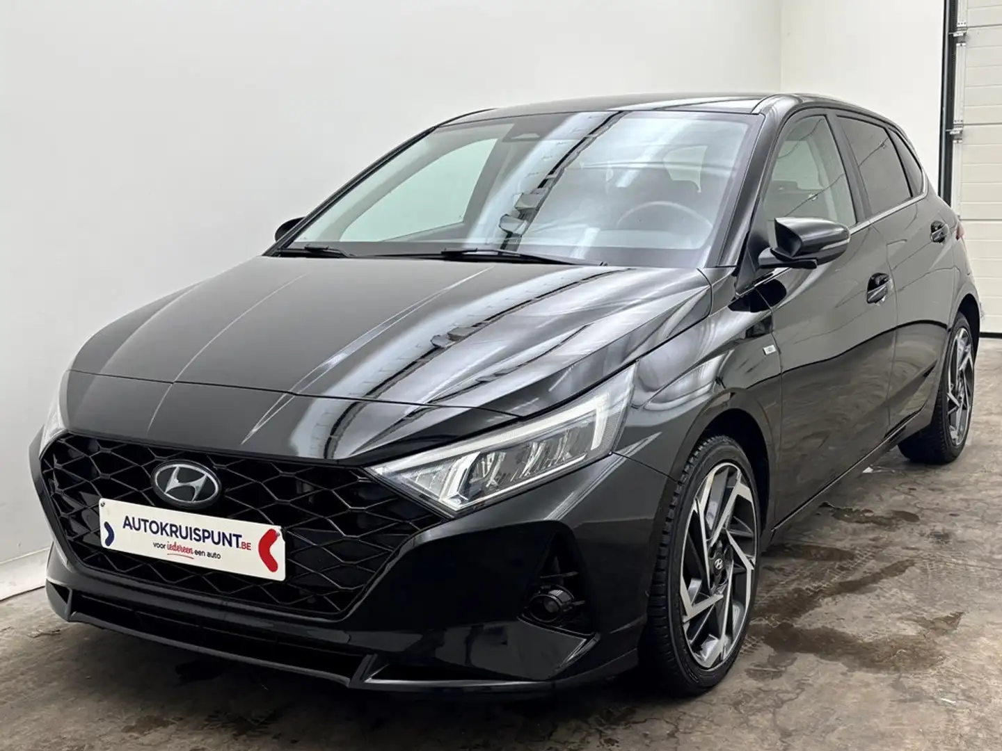Hyundai i20 1.0T-GDI Techno 48V 7-DCT GPS Camera Dig.Airco Alu Zwart - 1