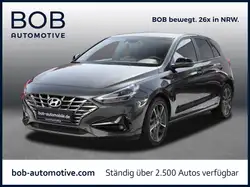 Hyundai i30 5Türer 1.0 Turbo 7DCT Connect & Go 8 fach bereift NAVI PDC