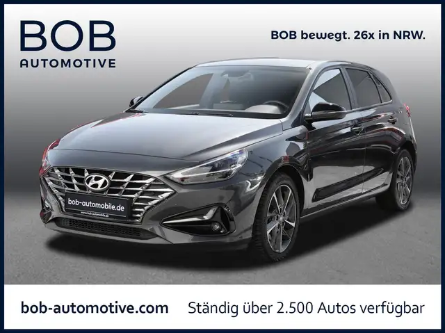Hyundai i30 5Türer 1.0 Turbo 7DCT Connect & Go 8 fach bereift NAVI PDC