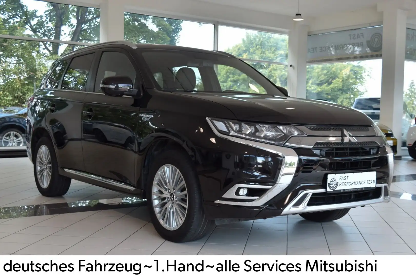 Mitsubishi Outlander 2.4 PHEV~Intro Edition 4WD~Apple~1.Hd. Schwarz - 2