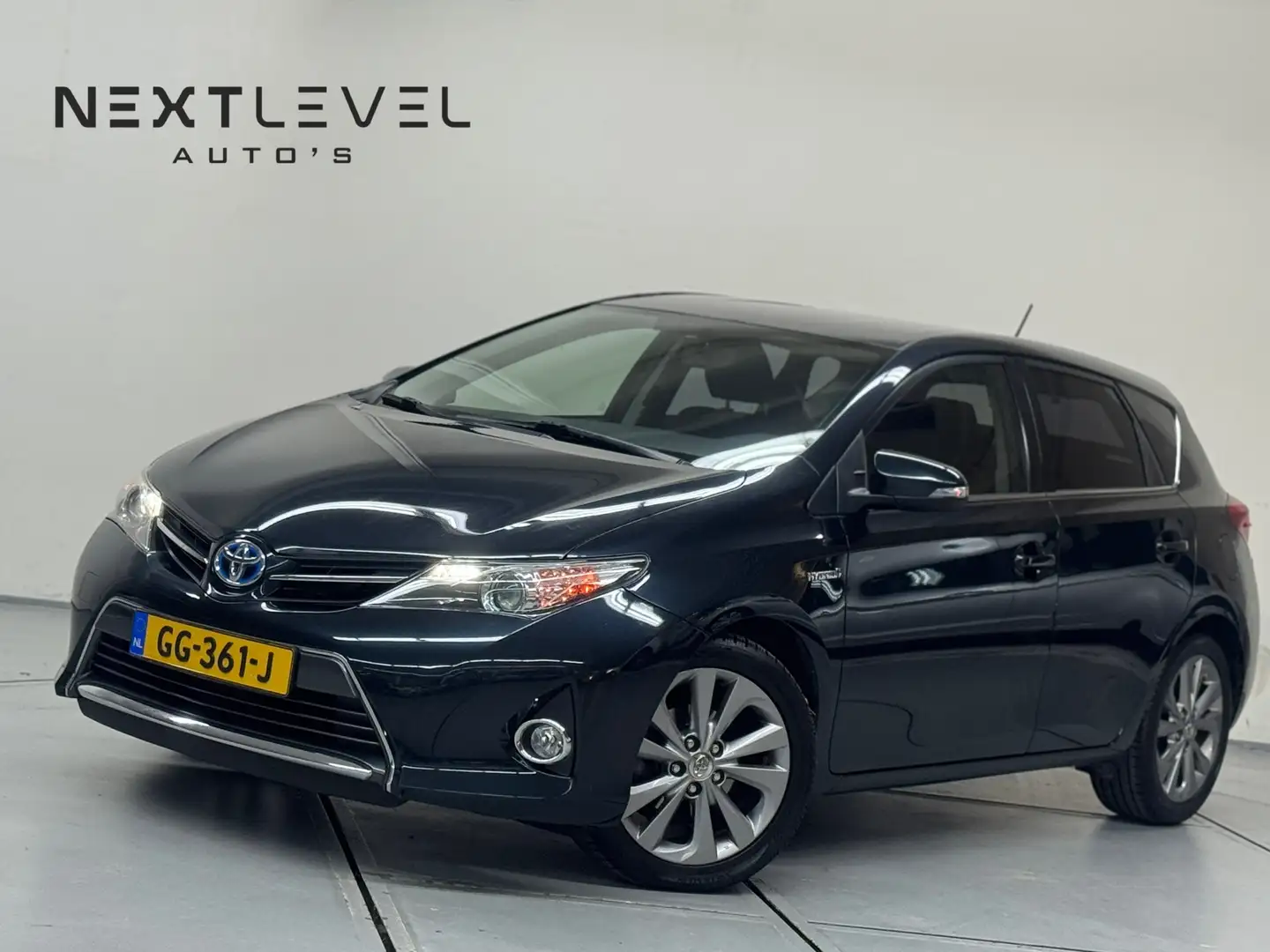 Toyota Auris 1.8 Hybrid Lease Airco Camera Cruise Schwarz - 1