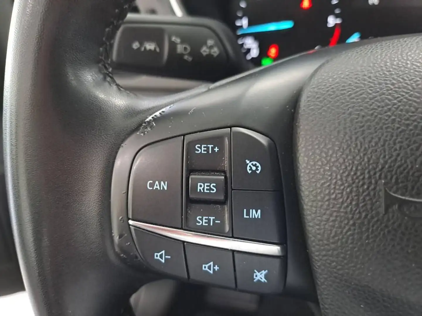 Ford Focus 1.5 EcoBlue 120 CV 5p. Business Gris - 2