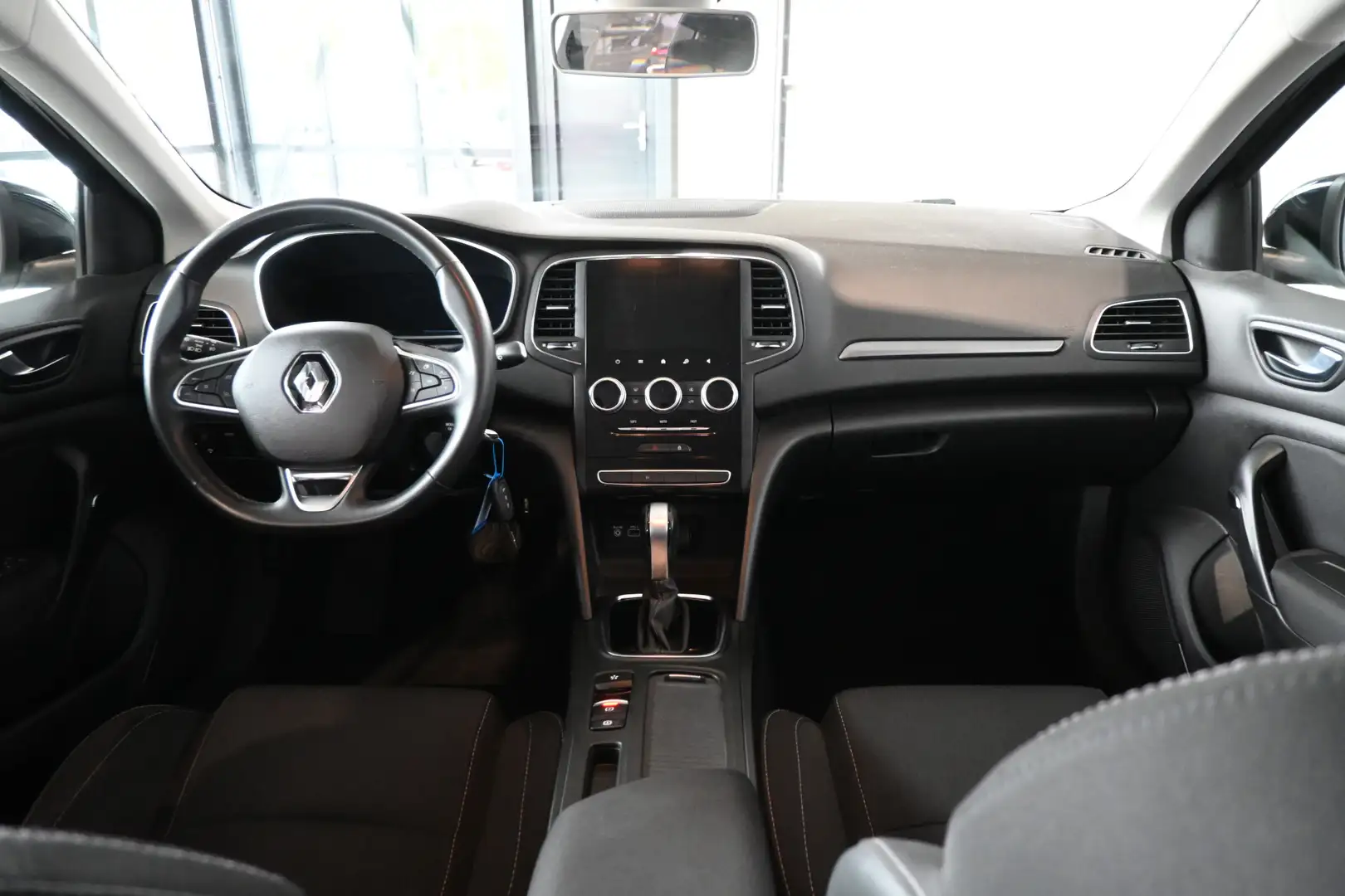 Renault Megane E-Tech Estate 1.6 Plug-In Hybrid 160 Business Zen Automaa Black - 2