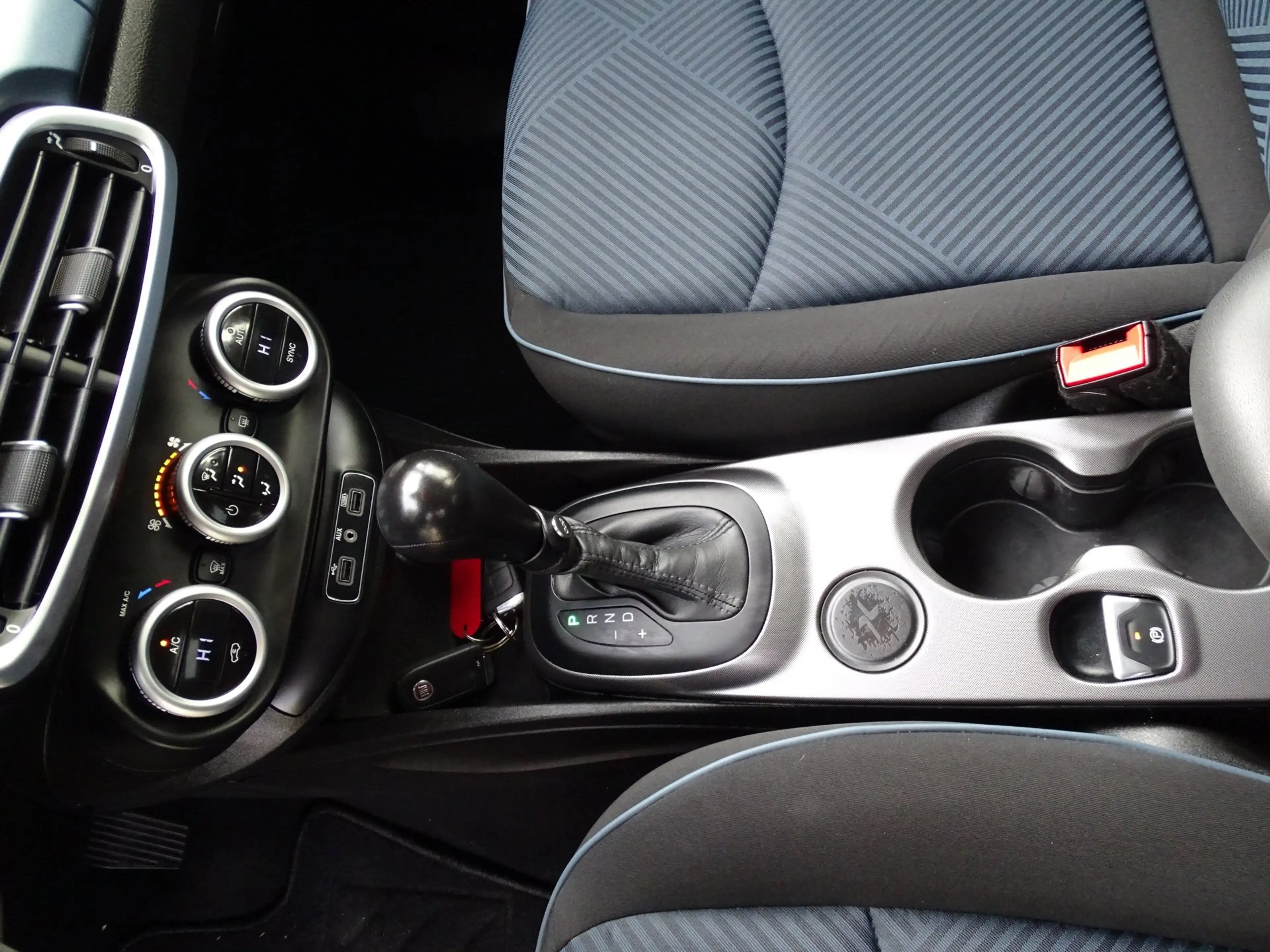 Fiat 500X 1.4 Turbo MultiAir Mirror automaat, unieke kleur m — photo 19