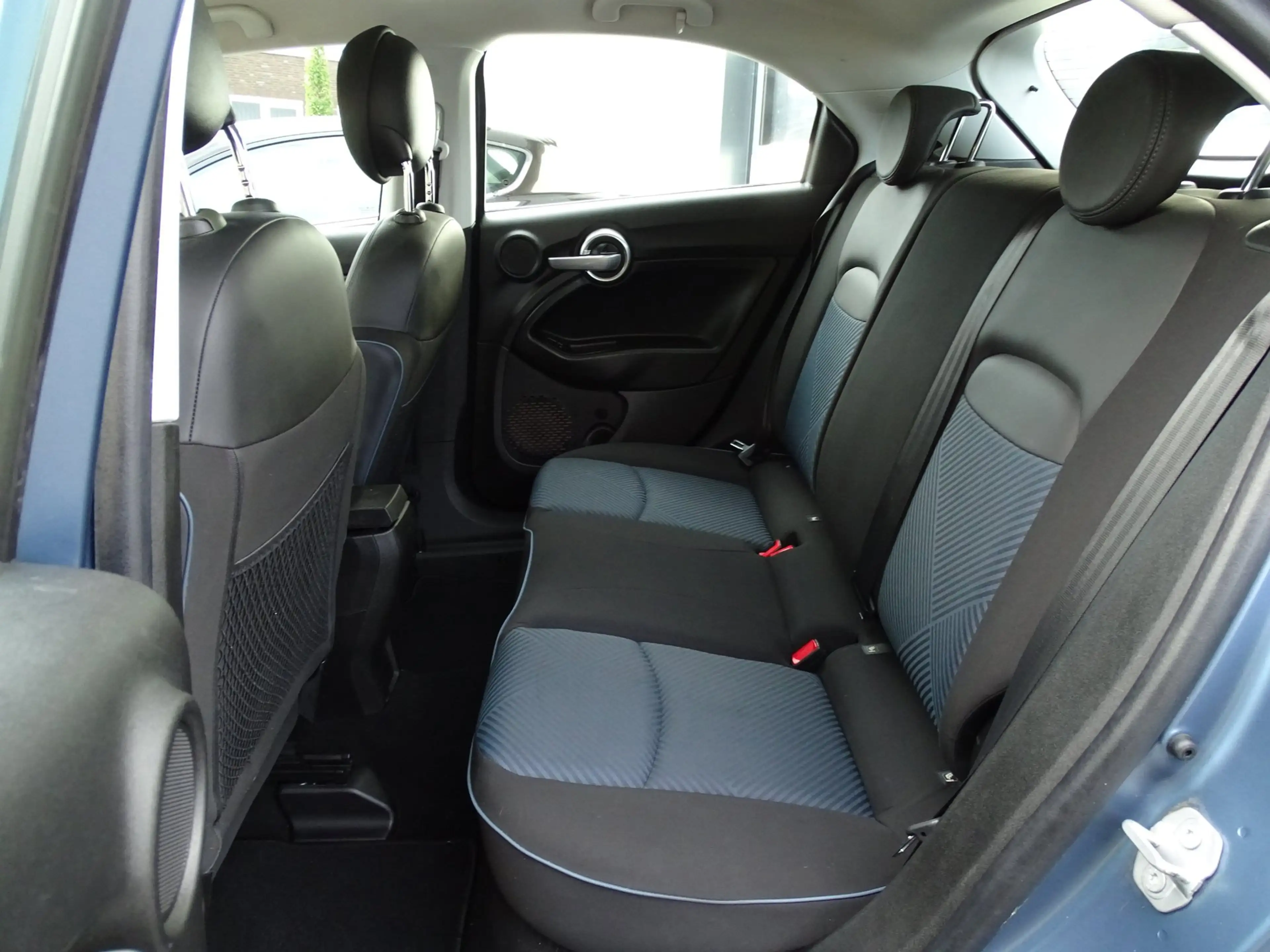Fiat 500X 1.4 Turbo MultiAir Mirror automaat, unieke kleur m — photo 12