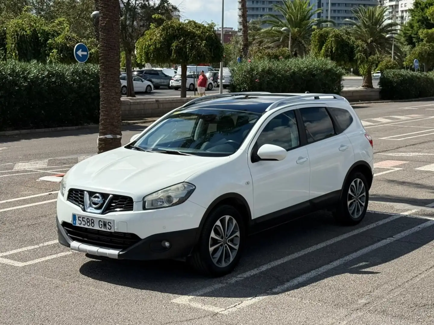 Nissan Qashqai Q+2 2.0dCi Tekna Sport 4x2 17´´ Blanco - 1