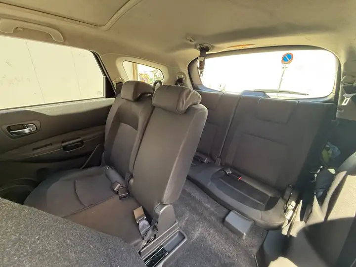 Nissan Qashqai 2.0 dCi Tekna Sport 4x2 17'' 2010, foto 13