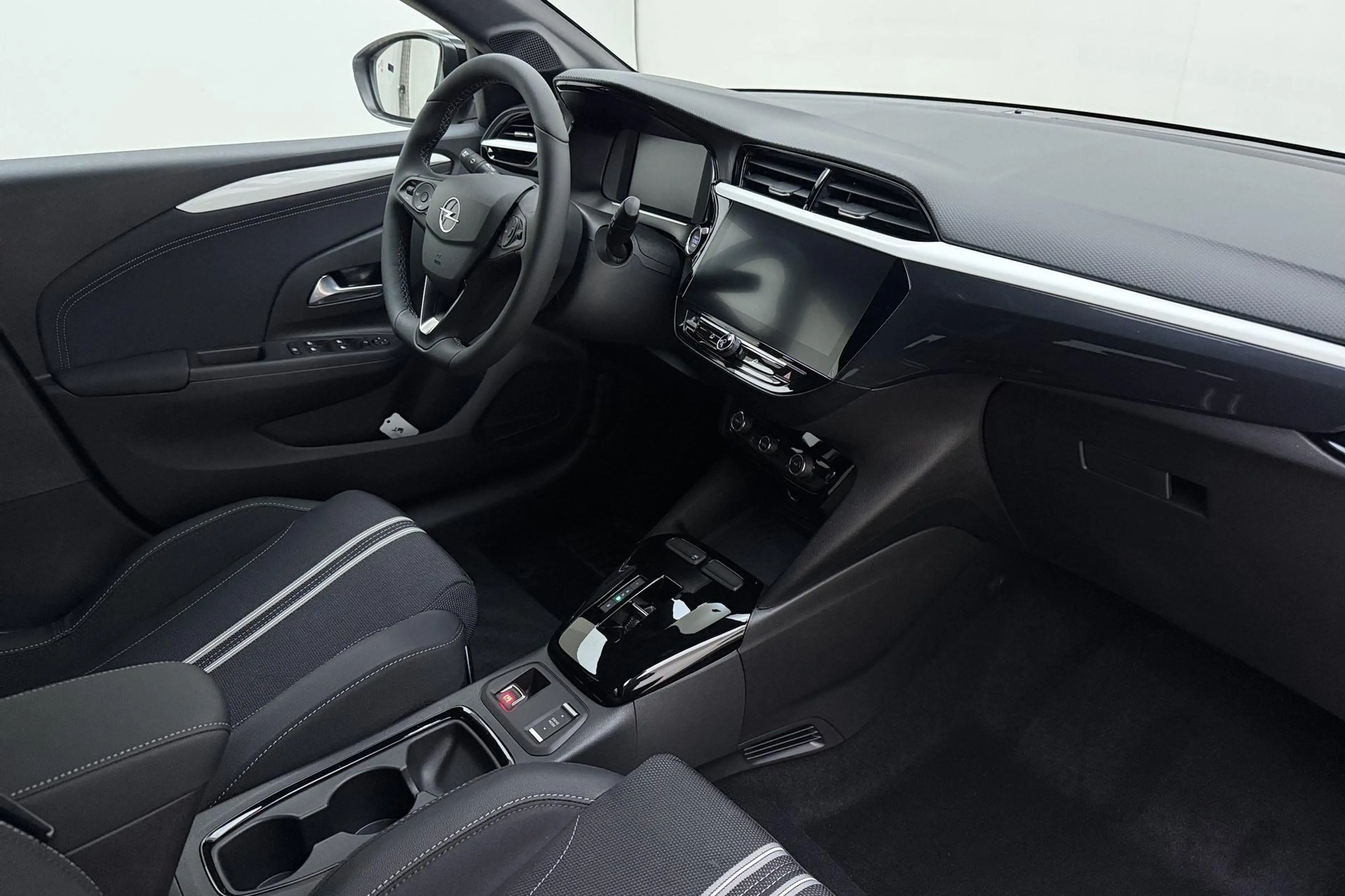 Opel Corsa-e Electric Long Range GS 51 kWh | WLTP 426 KM | Clim — photo 3