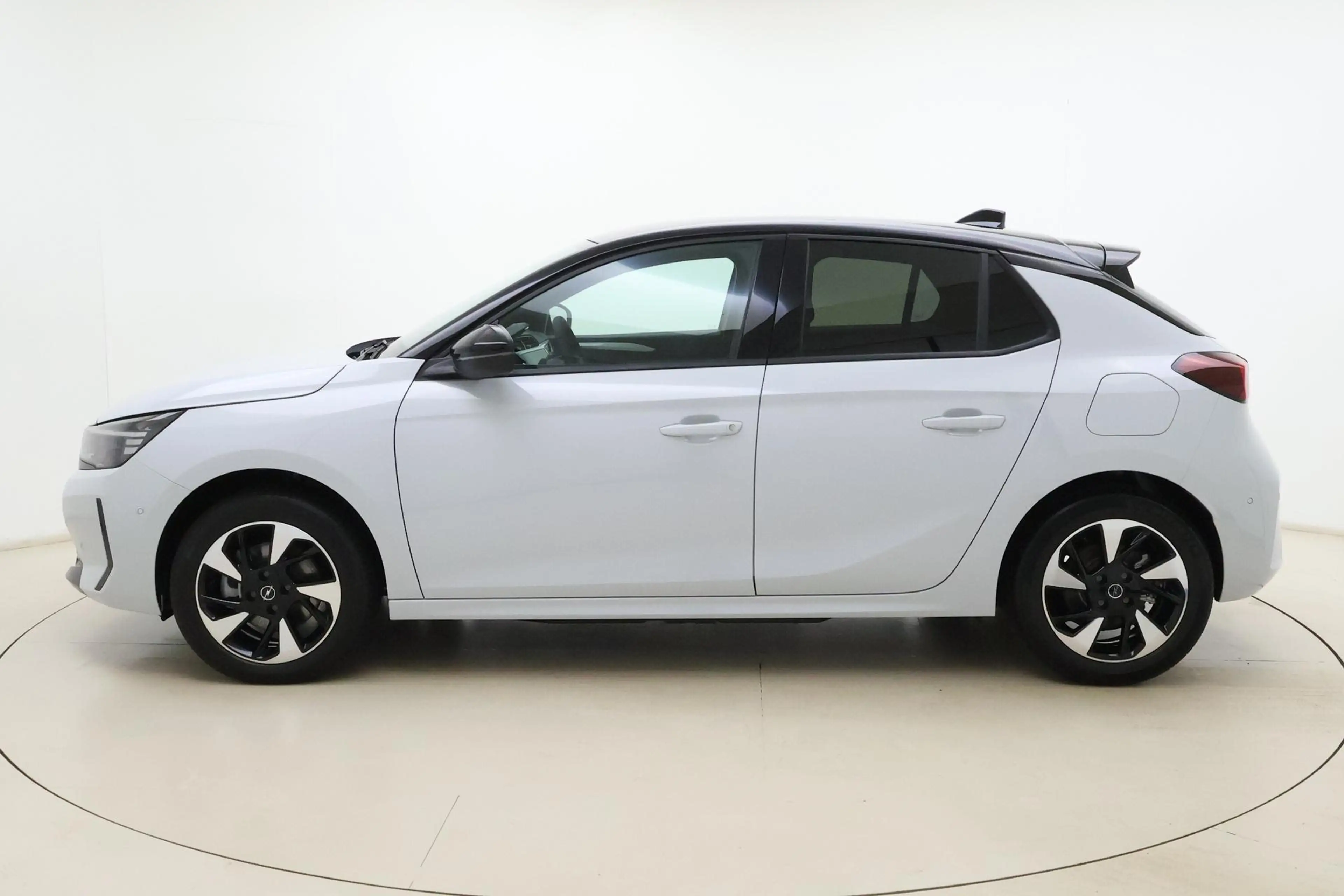 Opel Corsa-e Electric Long Range GS 51 kWh | WLTP 426 KM | Clim — photo 5