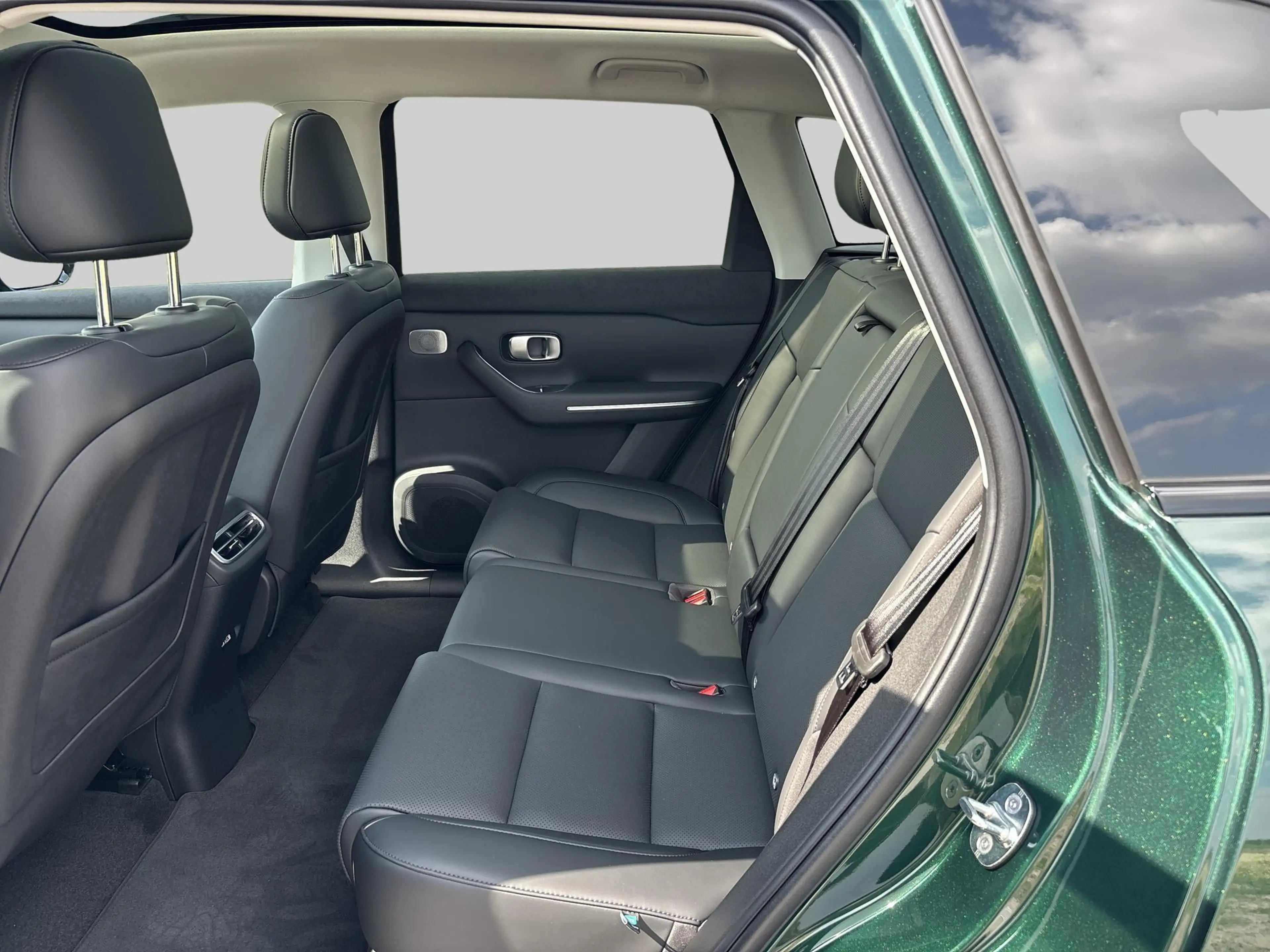 Leapmotor C10 REEV Design | 215pk | 145 km EV | 950+ km actierad — photo 6