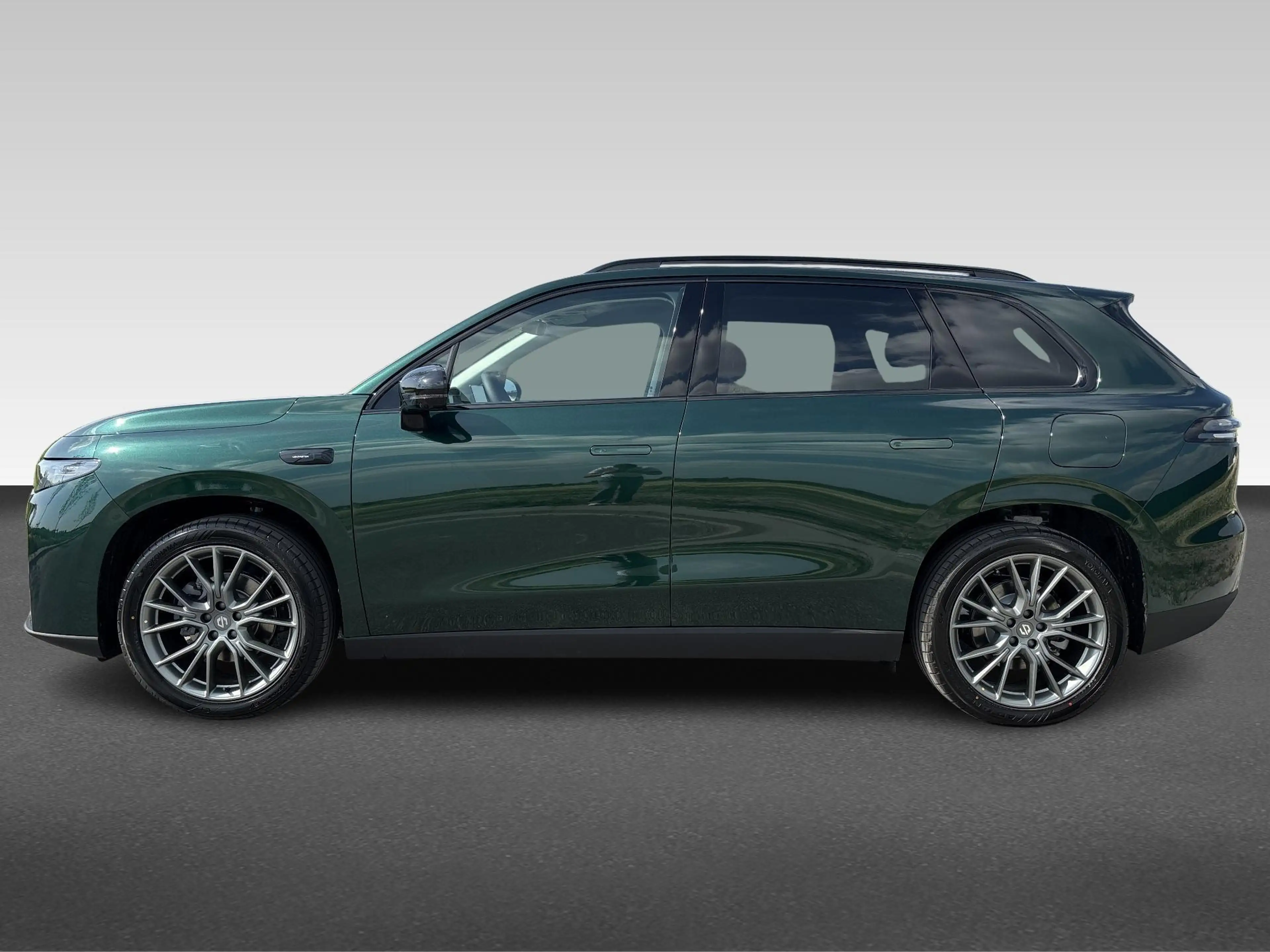 Leapmotor C10 REEV Design | 215pk | 145 km EV | 950+ km actierad — photo 2
