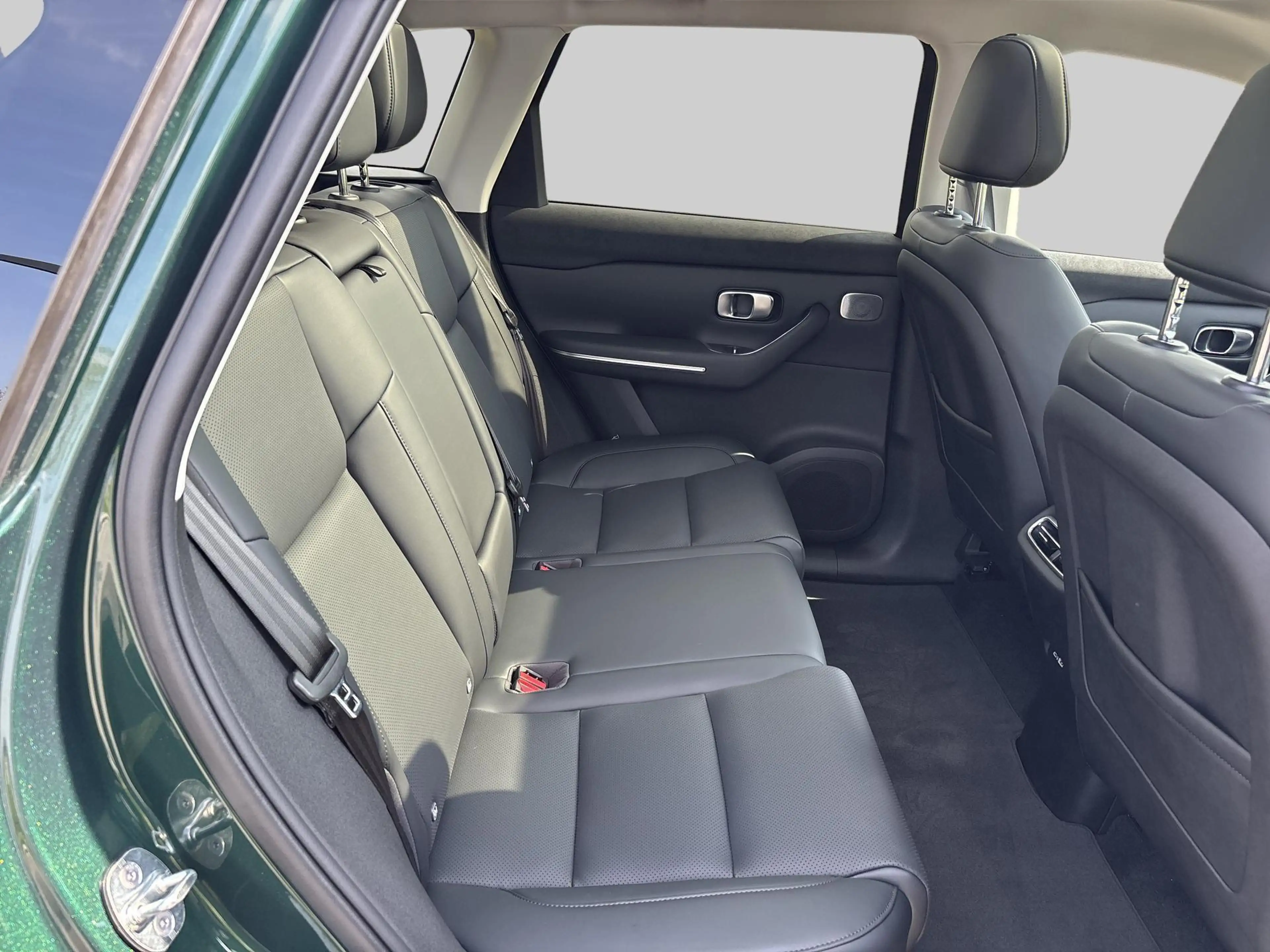 Leapmotor C10 REEV Design | 215pk | 145 km EV | 950+ km actierad — photo 14