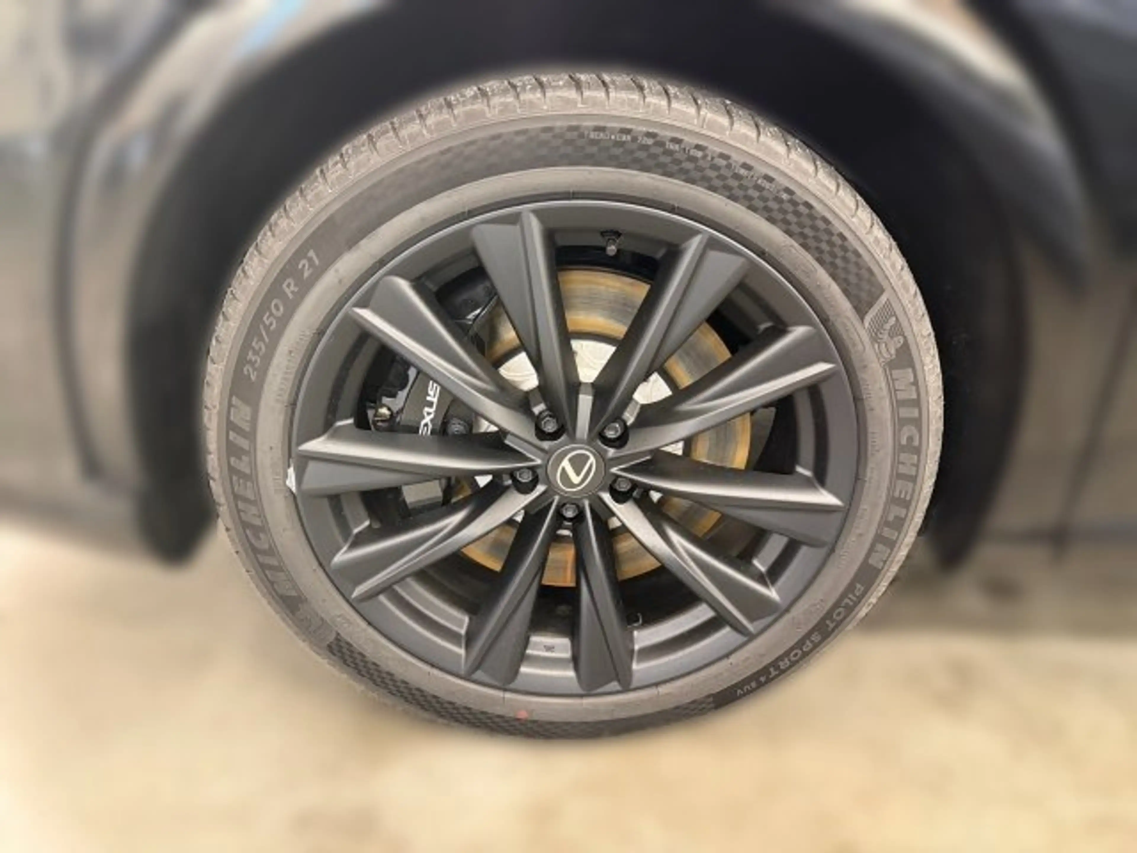 Lexus RX 500h F SPORT — photo 5