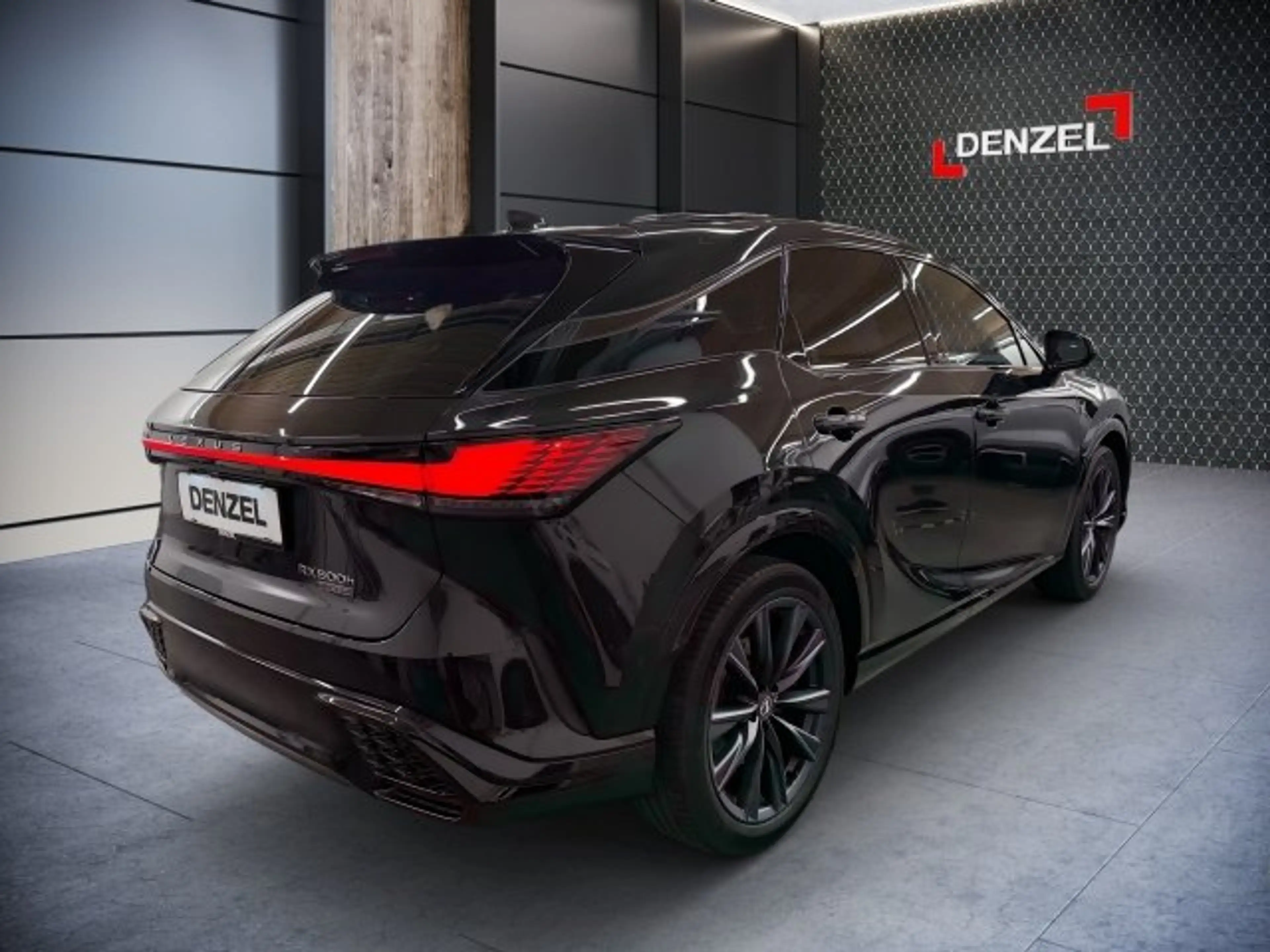 Lexus RX 500h F SPORT — photo 4