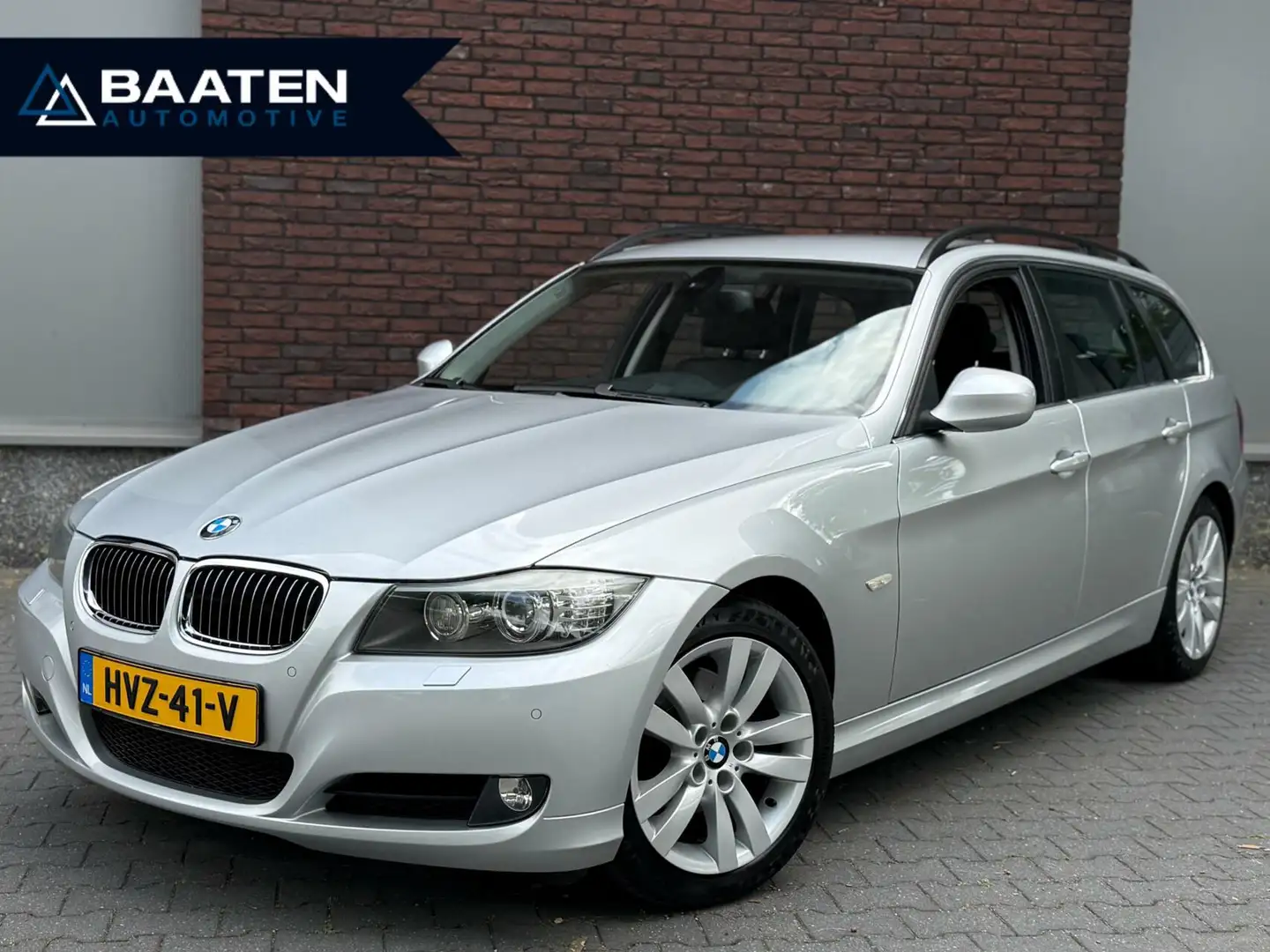 BMW 325 3-serie Touring 325i High Executive|218PK|Facelift Grijs - 1