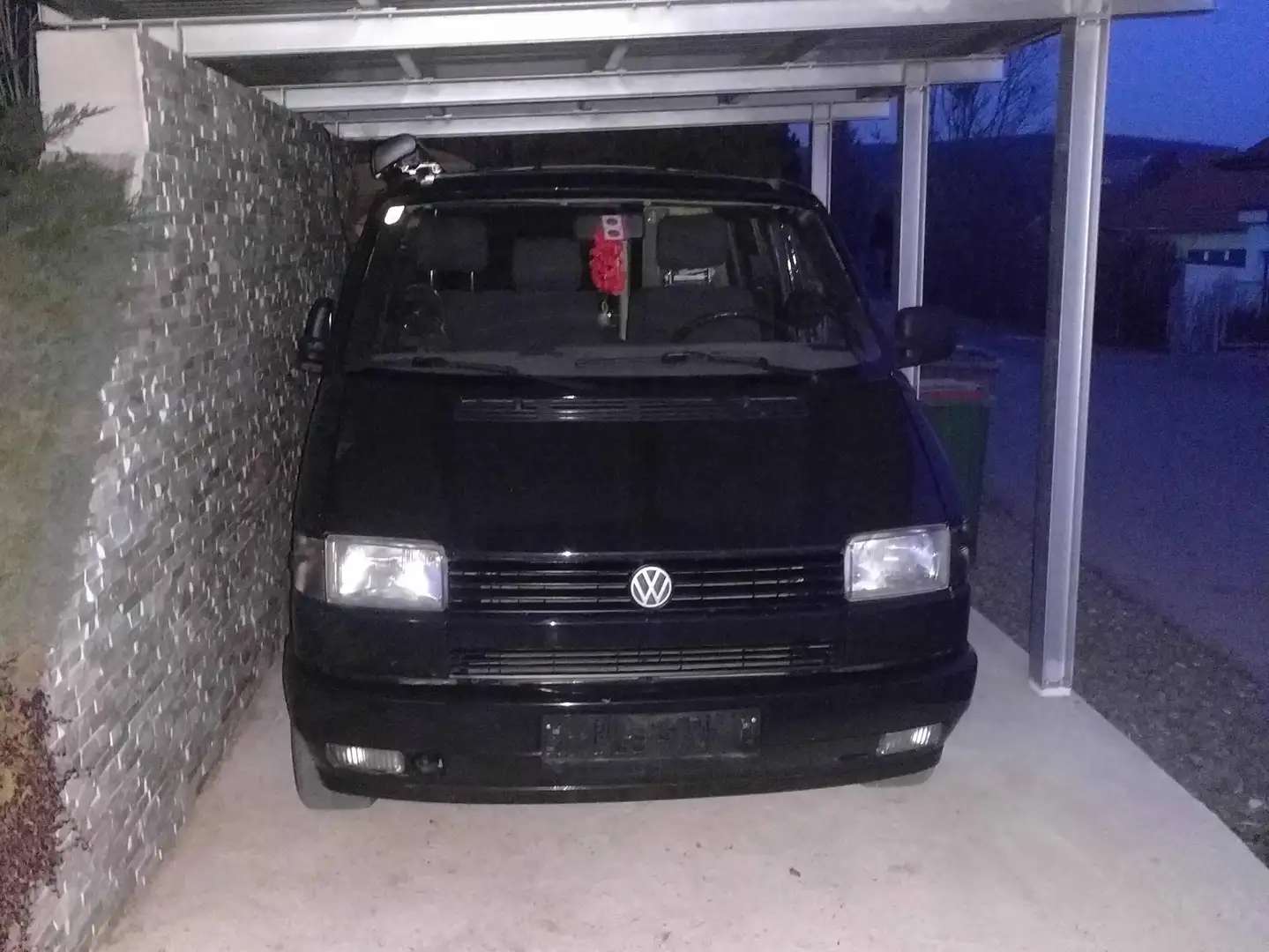 Volkswagen T4 Caravelle Caravelle 3-3-3 2,4 Ds. Schwarz - 2