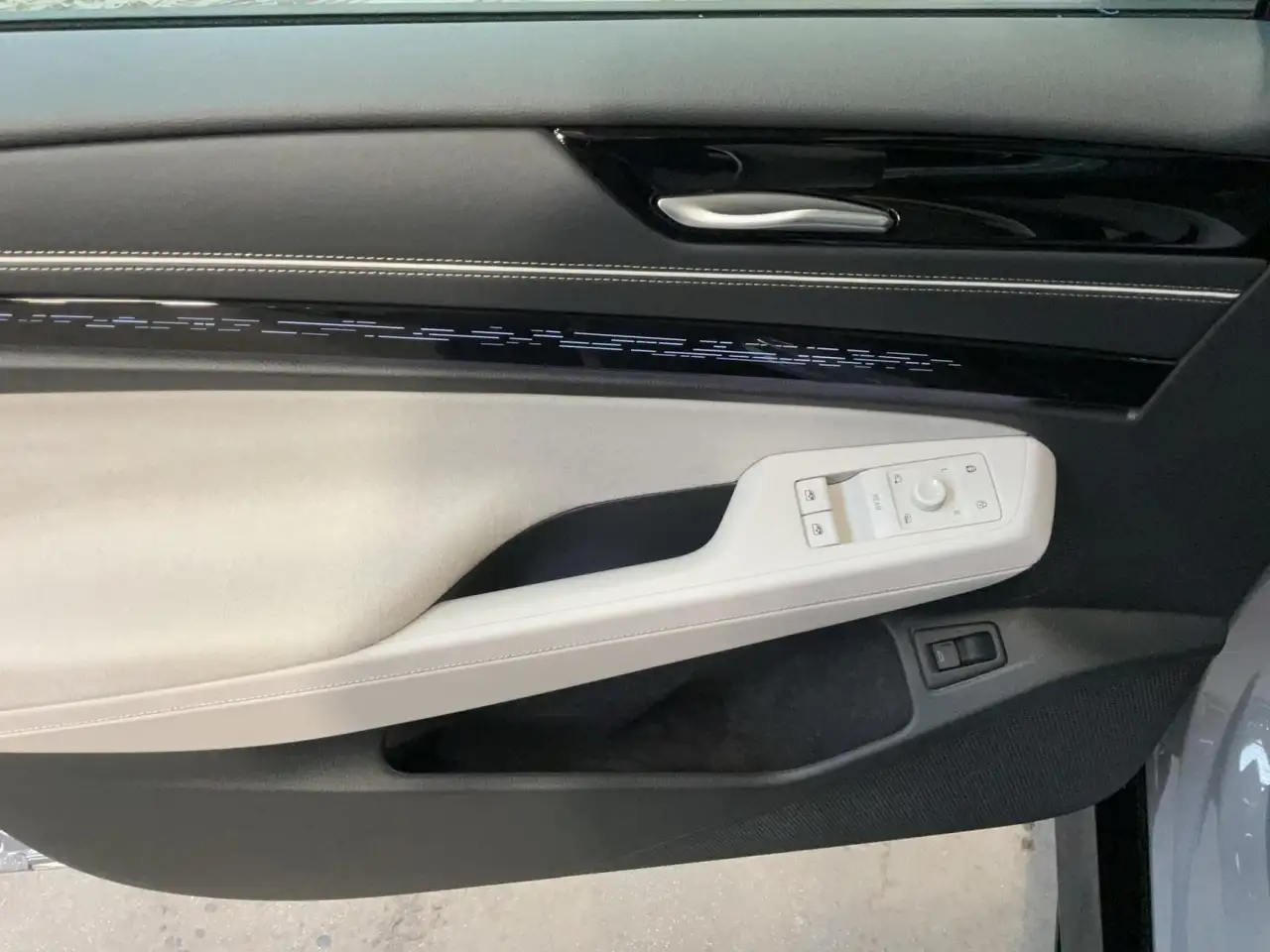 Volkswagen ID.7 Zertifikat+77kWh+Pro+P.Ext.+P.Int.+Navi 11