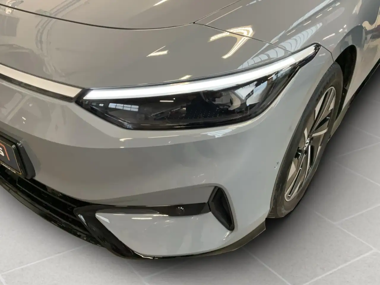 Volkswagen ID.7 Zertifikat+77kWh+Pro+P.Ext.+P.Int.+Navi 9