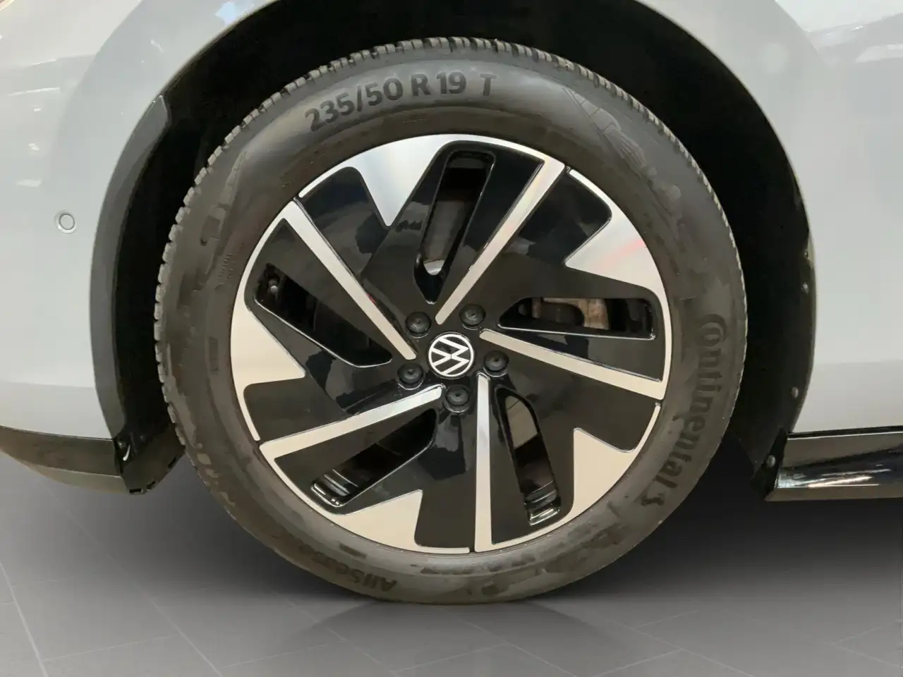 Volkswagen ID.7 Zertifikat+77kWh+Pro+P.Ext.+P.Int.+Navi 10