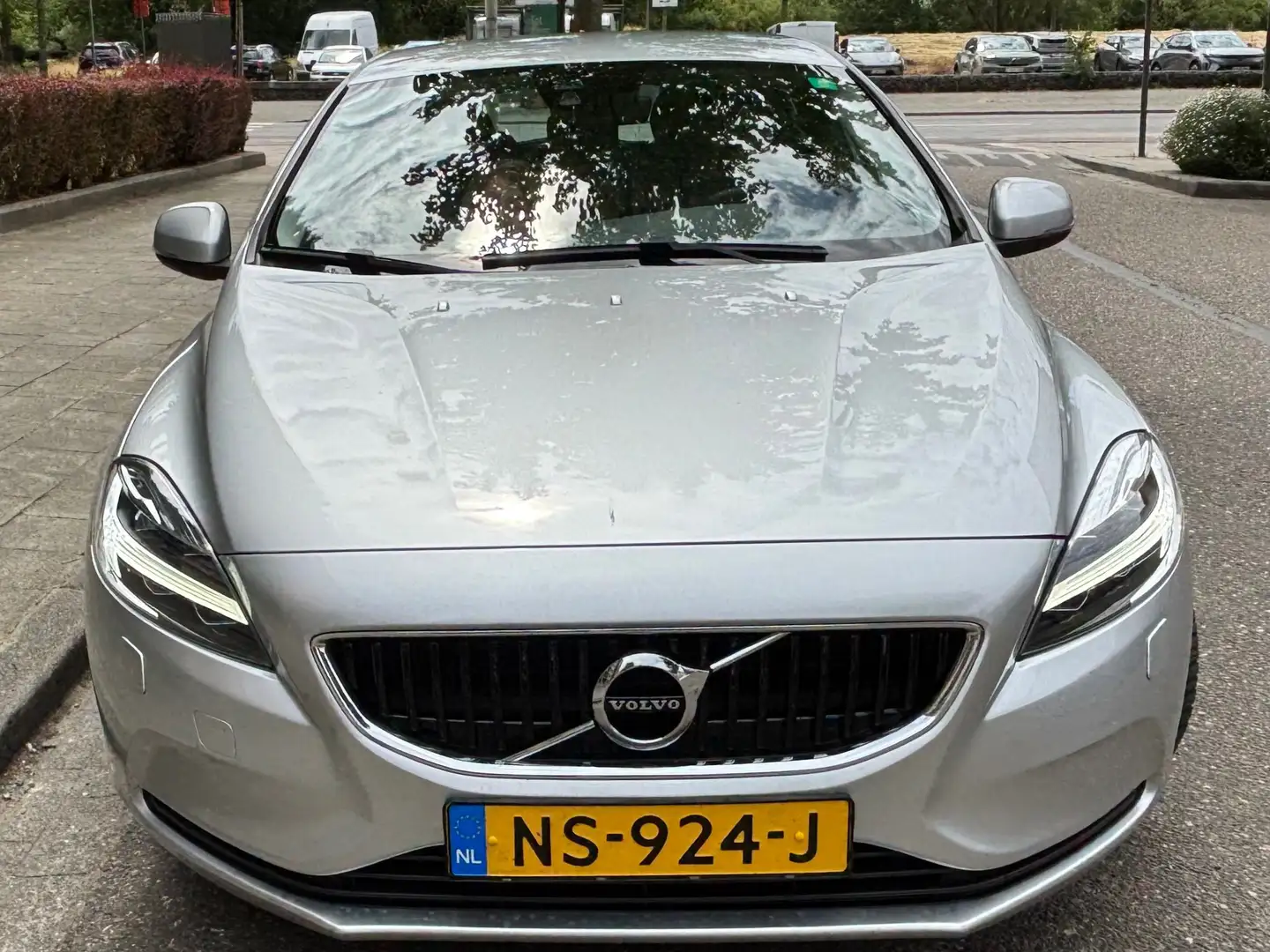 Volvo V40 V40 2.0 T3 Nordic+ Grey - 2