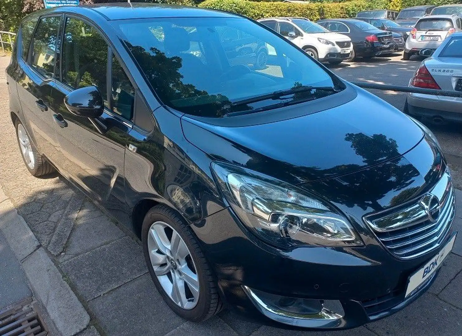 Opel Meriva B 1,4i Turbo Klima SHZ Tempo LMF+W-Reifen Schwarz - 1