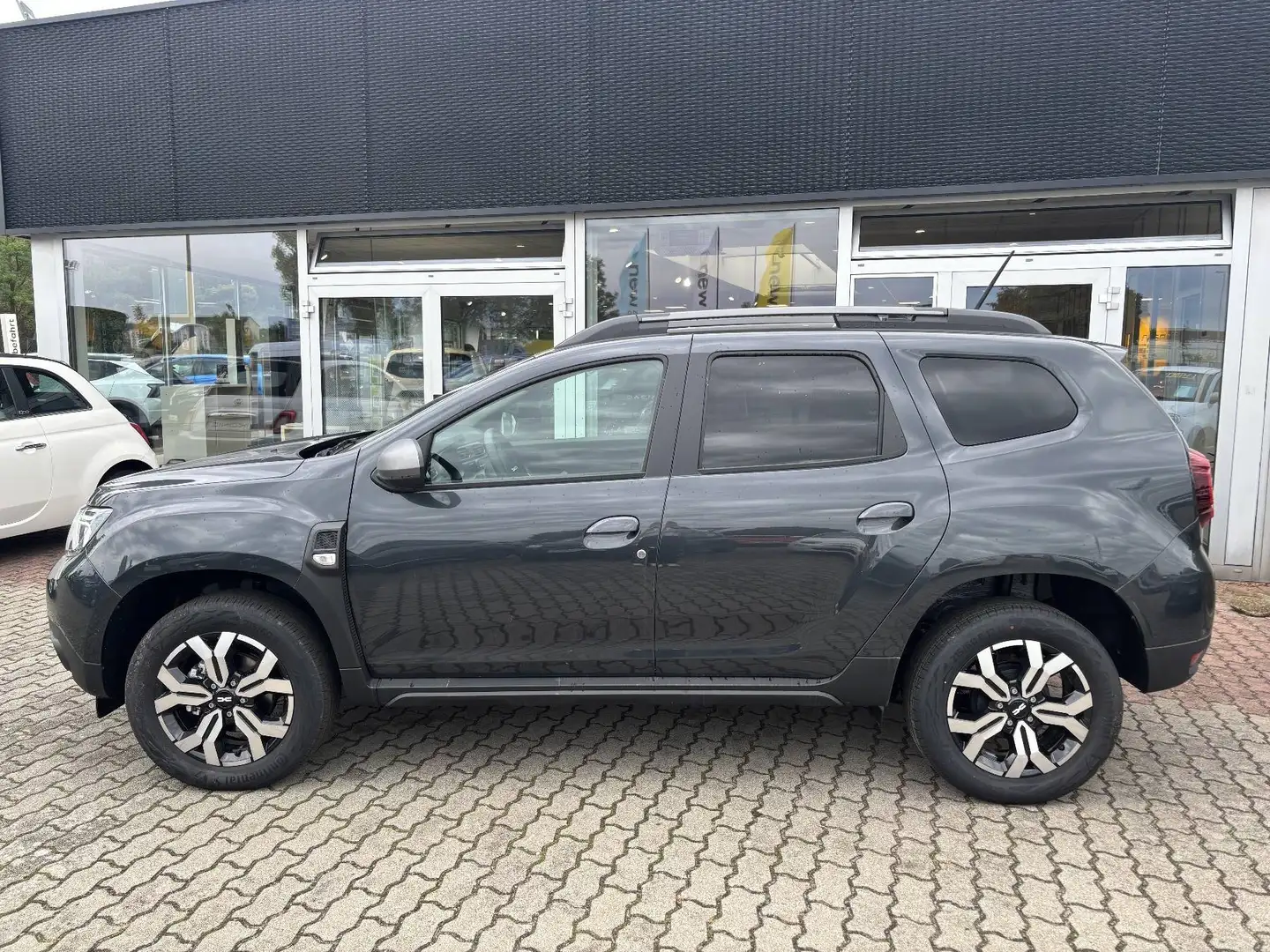 Dacia Duster Journey TCe 150 EDC Grau - 2