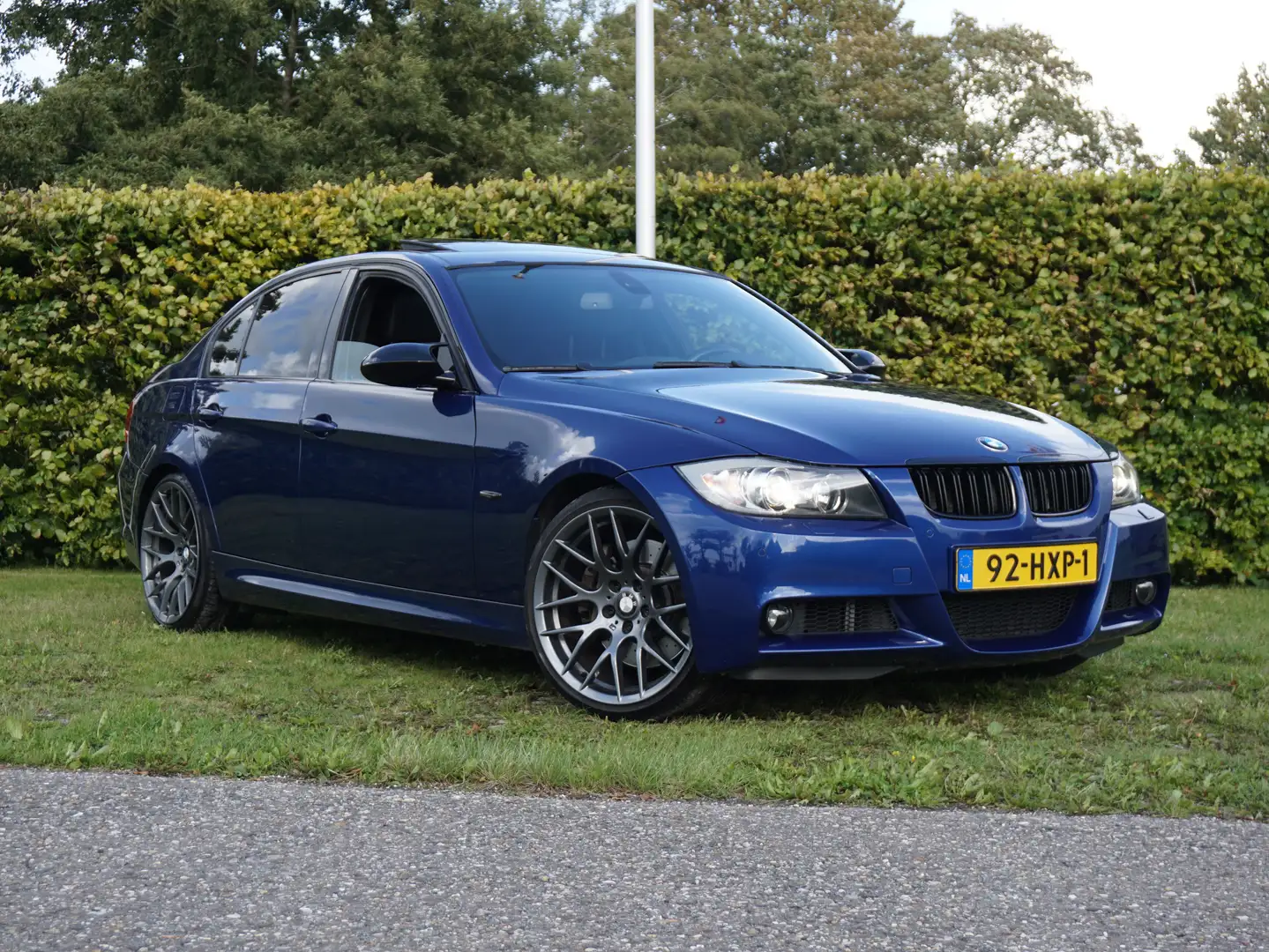 BMW 335 335i M-Sport Blau - 1