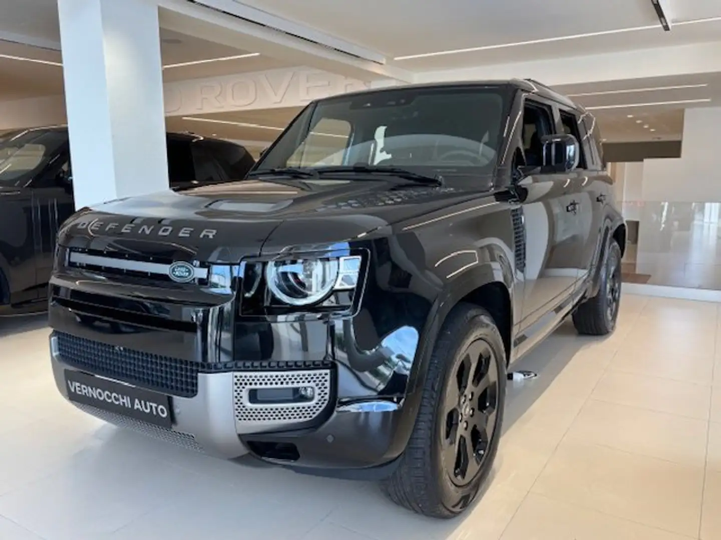 Land Rover Defender Defender 110 3.0d i6 mhev X-Dynamic SE awd 200cv Fekete - 1