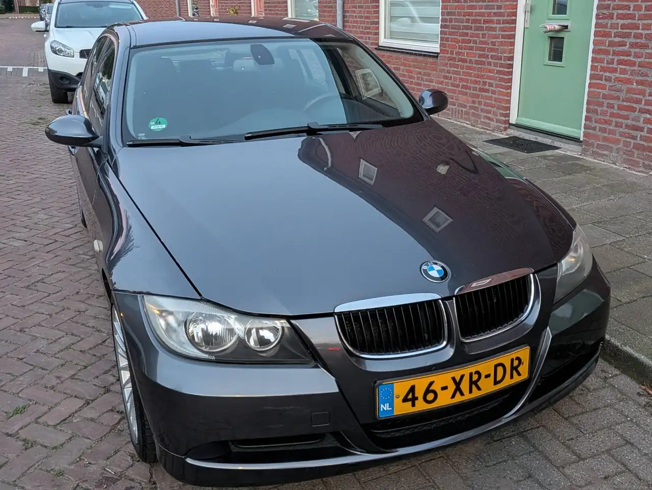 BMW 330