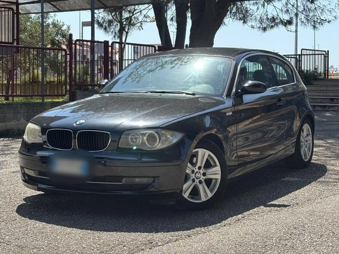 BMW 118 118d 3p 2.0 Eletta 143cv dpf Nero - 1