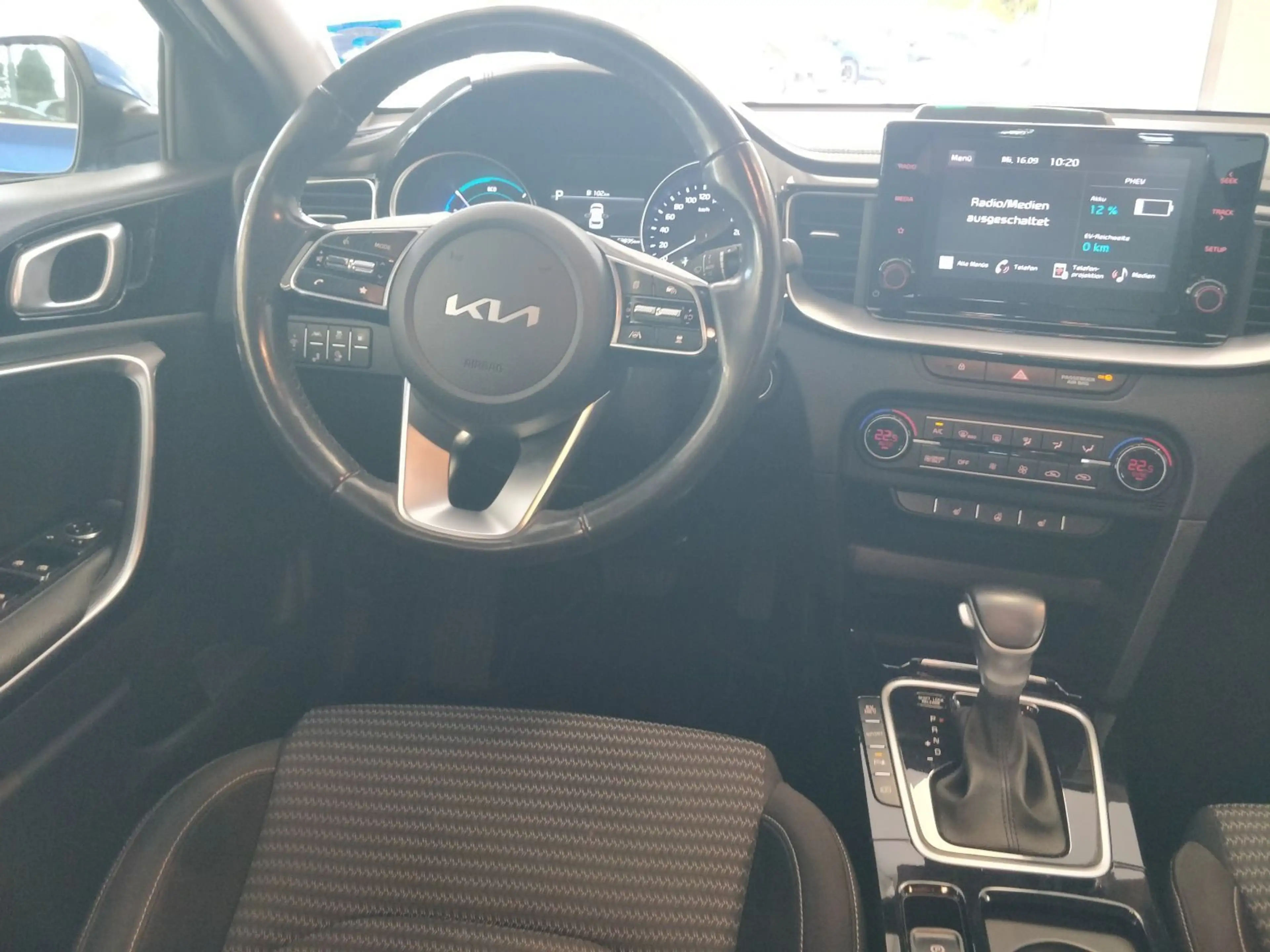 Kia Ceed SW / cee'd SW Ceed SW 1.6 Spirit 141PS SHZ LKHZ KEYLESS RFK AC — photo 12