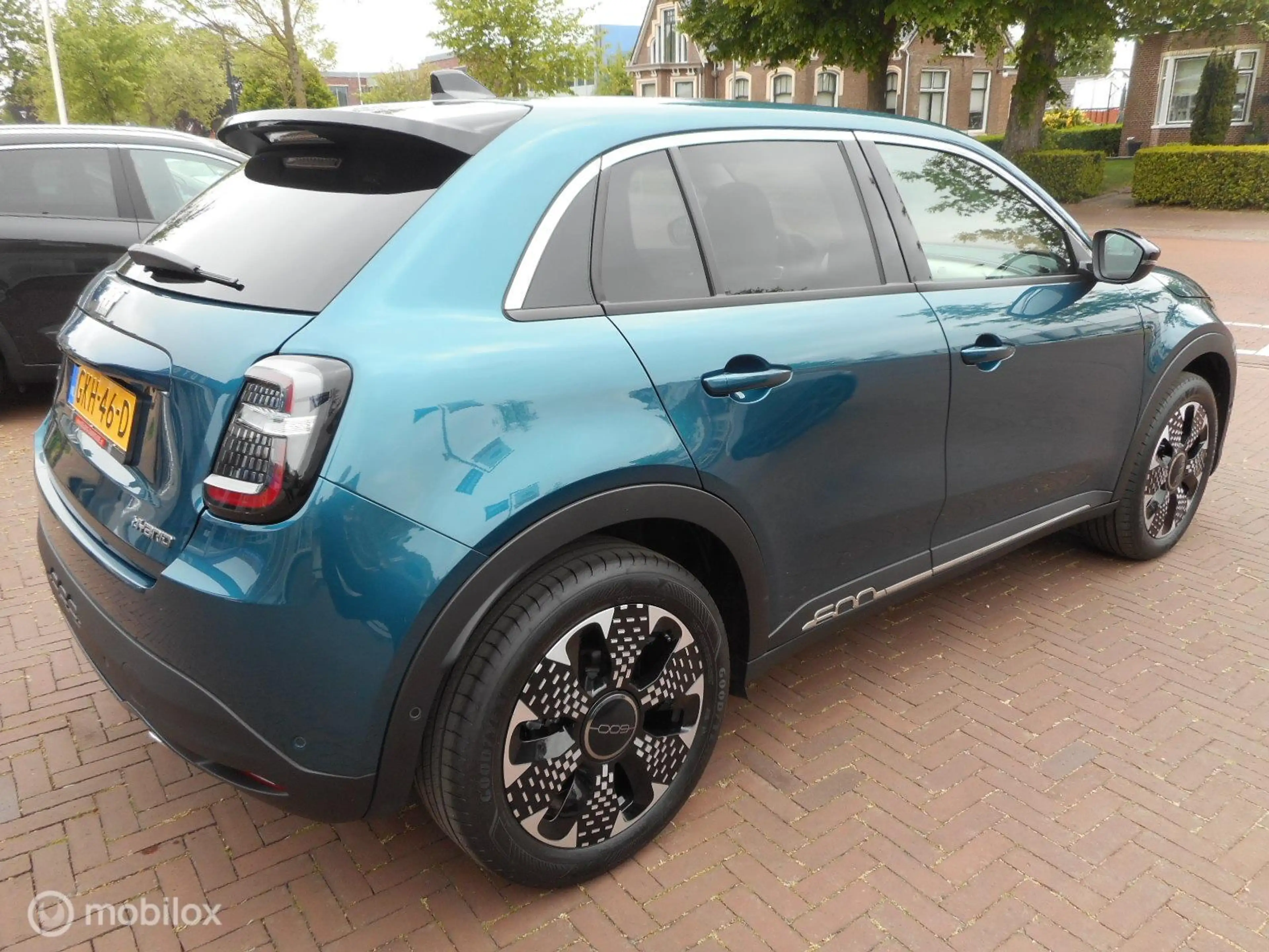 Fiat 600 1.2 Hybrid 100 La Prima — photo 4