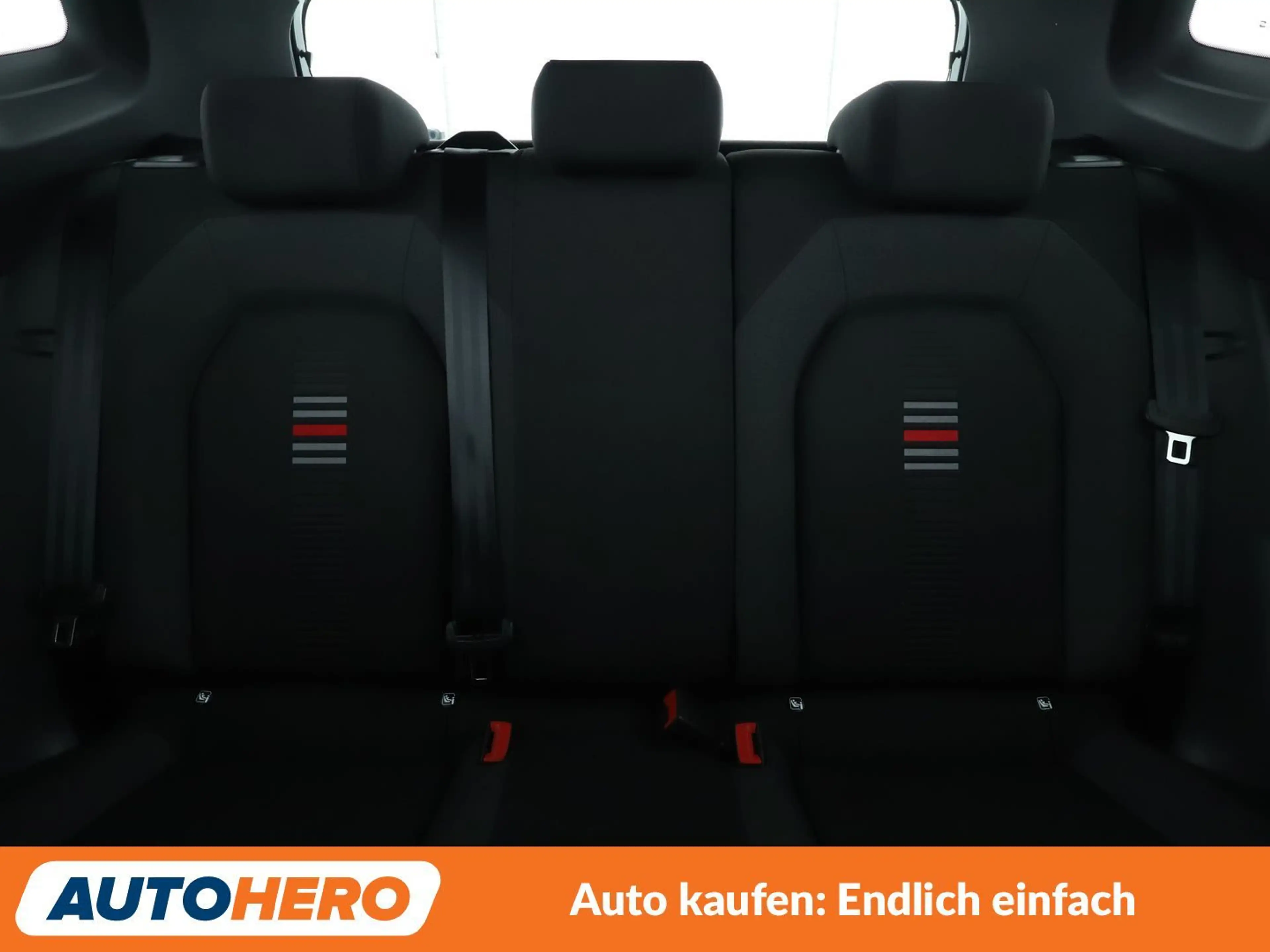 SEAT Arona 1.5 TSI ACT FR *NAVI*LED*TEMPO*CAM*PDC*SHZ*ALU* — photo 15