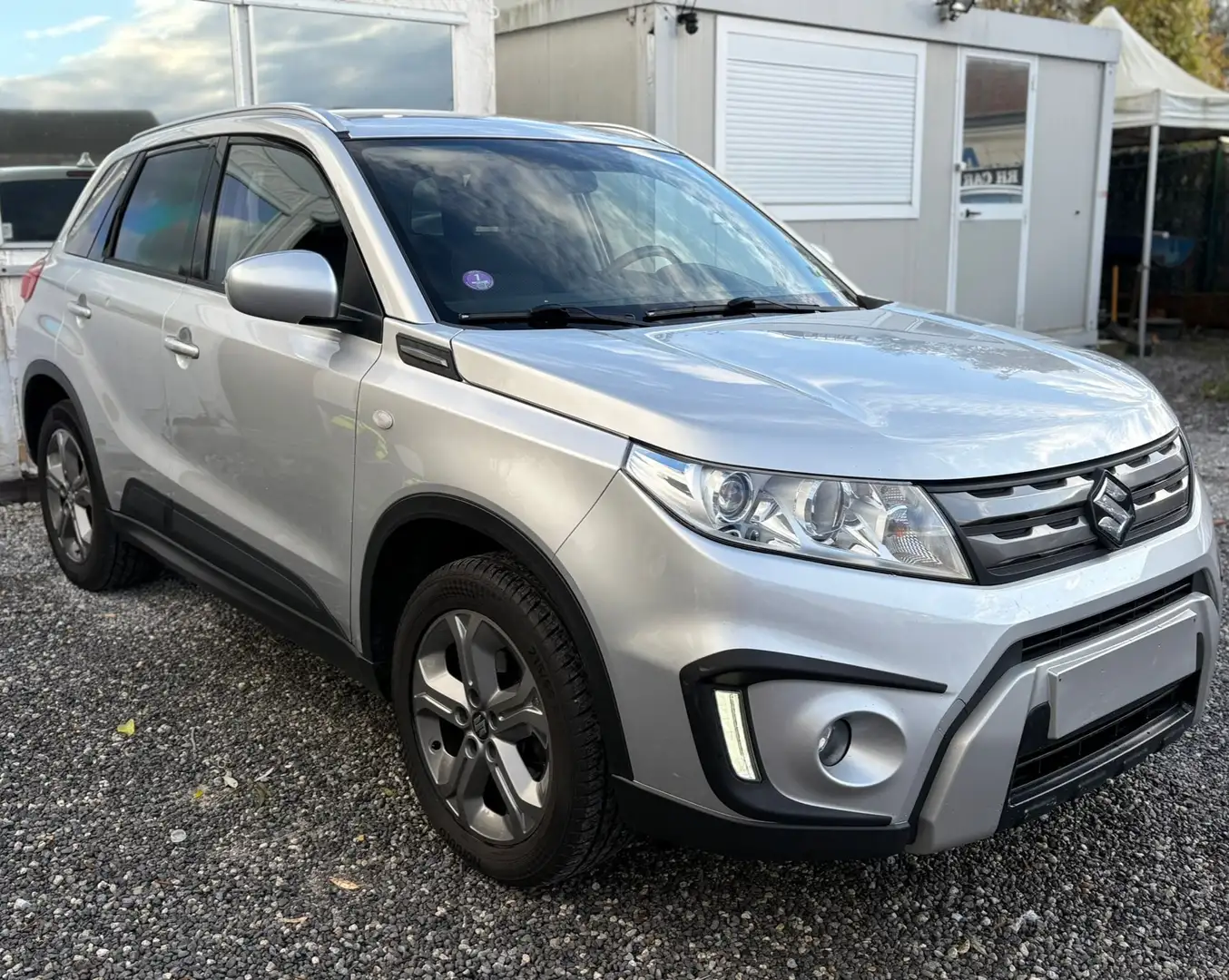 Suzuki Vitara Vitara 1.6i 4x2 GLX**AIRCO**GPS** Gris - 2