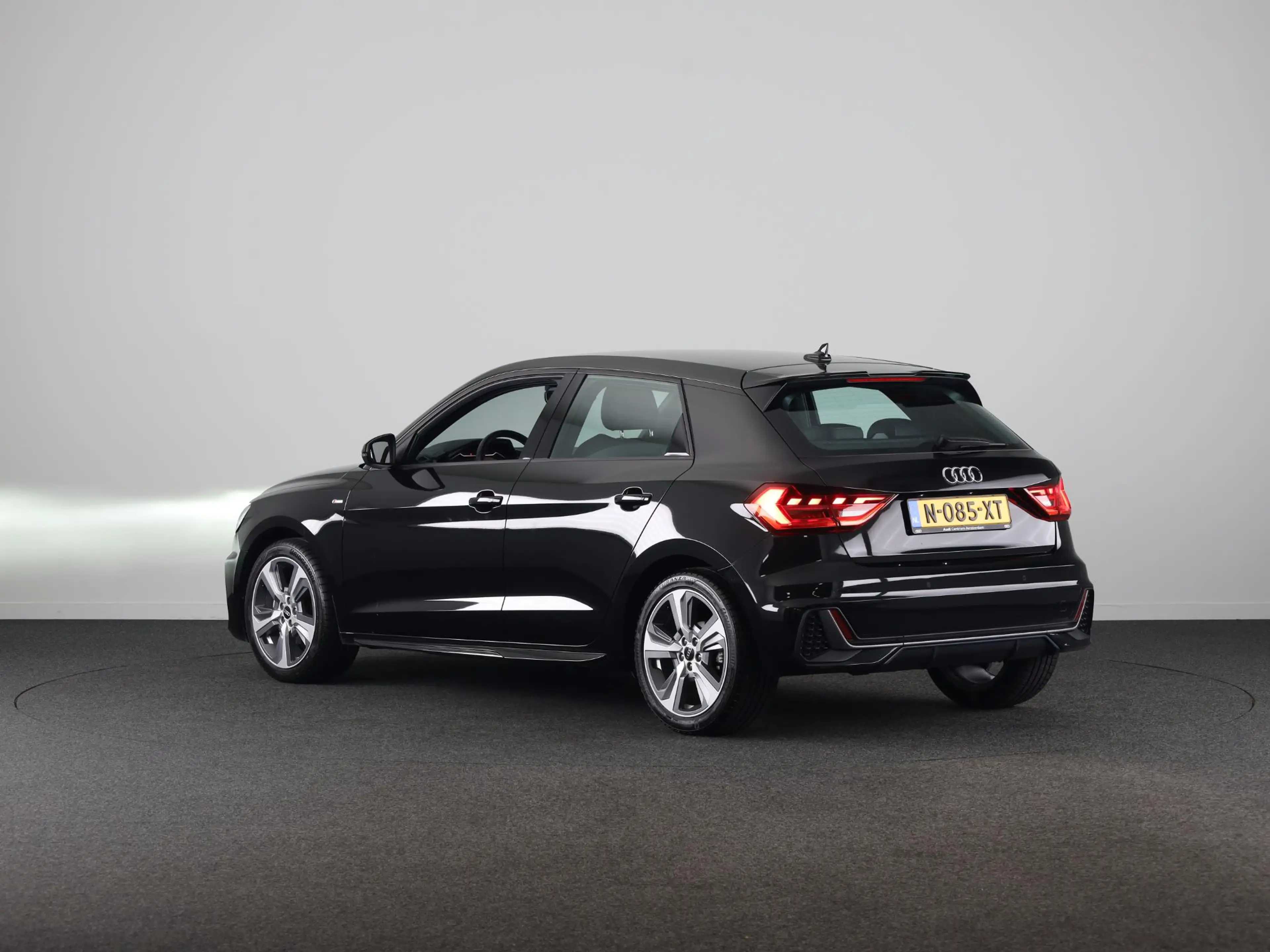 Audi A1 Sportback 30 TFSI S edition 110PK | Navigatie | 17 — photo 3