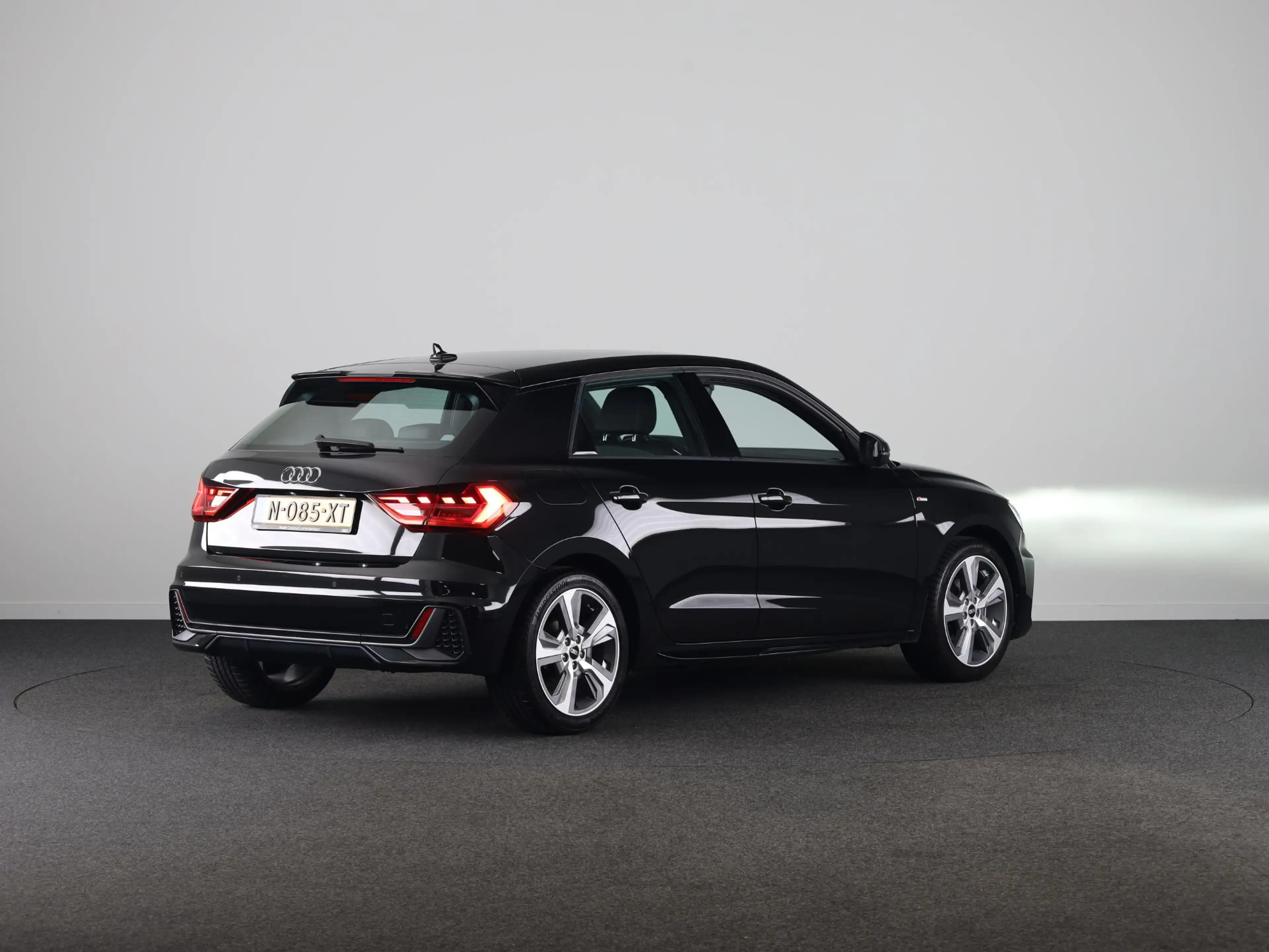 Audi A1 Sportback 30 TFSI S edition 110PK | Navigatie | 17 — photo 4