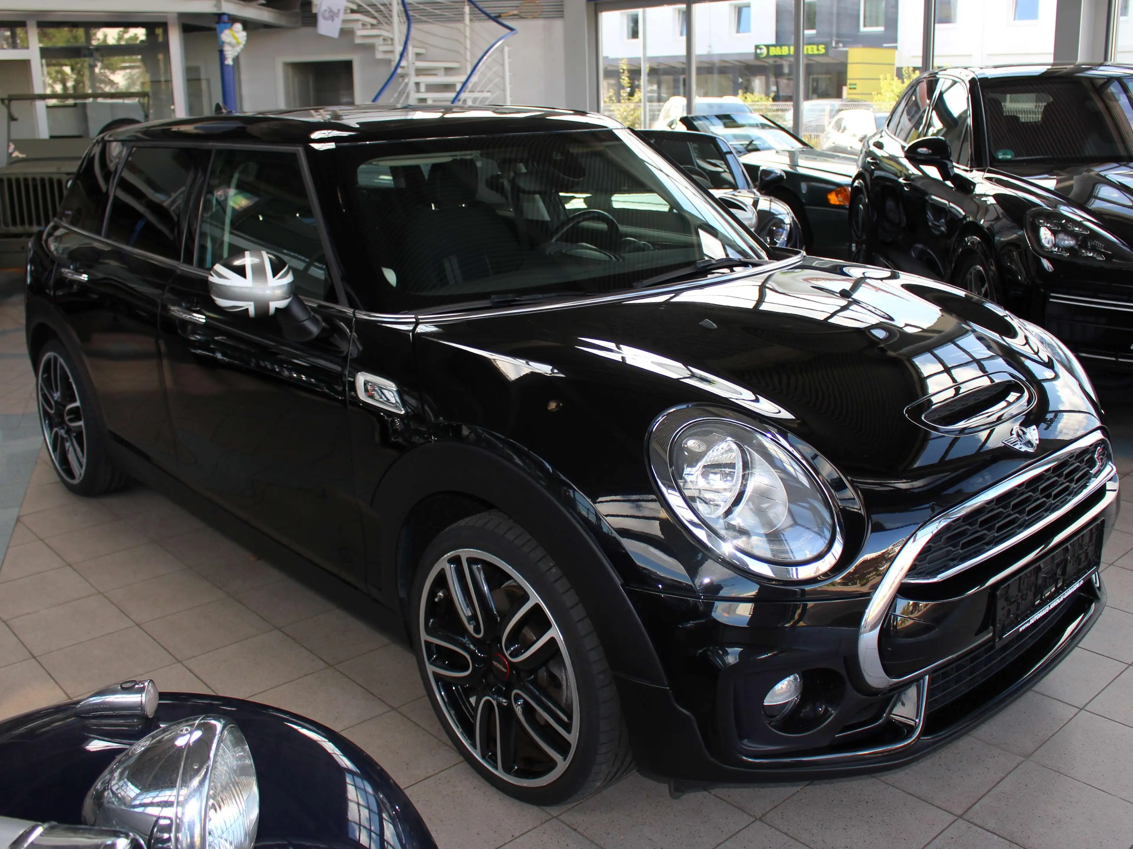 MINI Cooper S Clubman Cooper S JCW Aero-Kit , 19 Zoll — photo 3