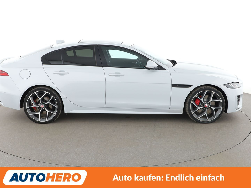 Jaguar XE 30t R-Dynamic HSE AWD*LED*NAVI*TEMPO*PDC*SHZ*KLIMA — photo 7